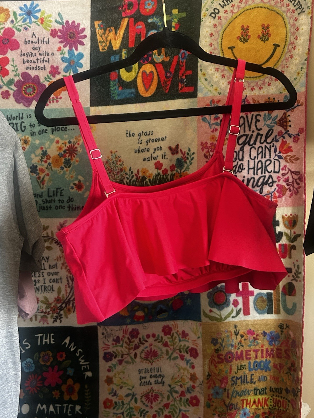 Shapermint Essentials Pink Ruffle Bikini Swim Top D Cup L/G Adjustable Straps