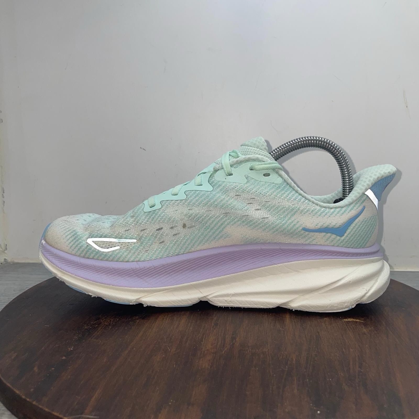 Hoka One One Clifton 9 Women’s 8.5 B Blue Purple Running Walking Shoes Sneakers