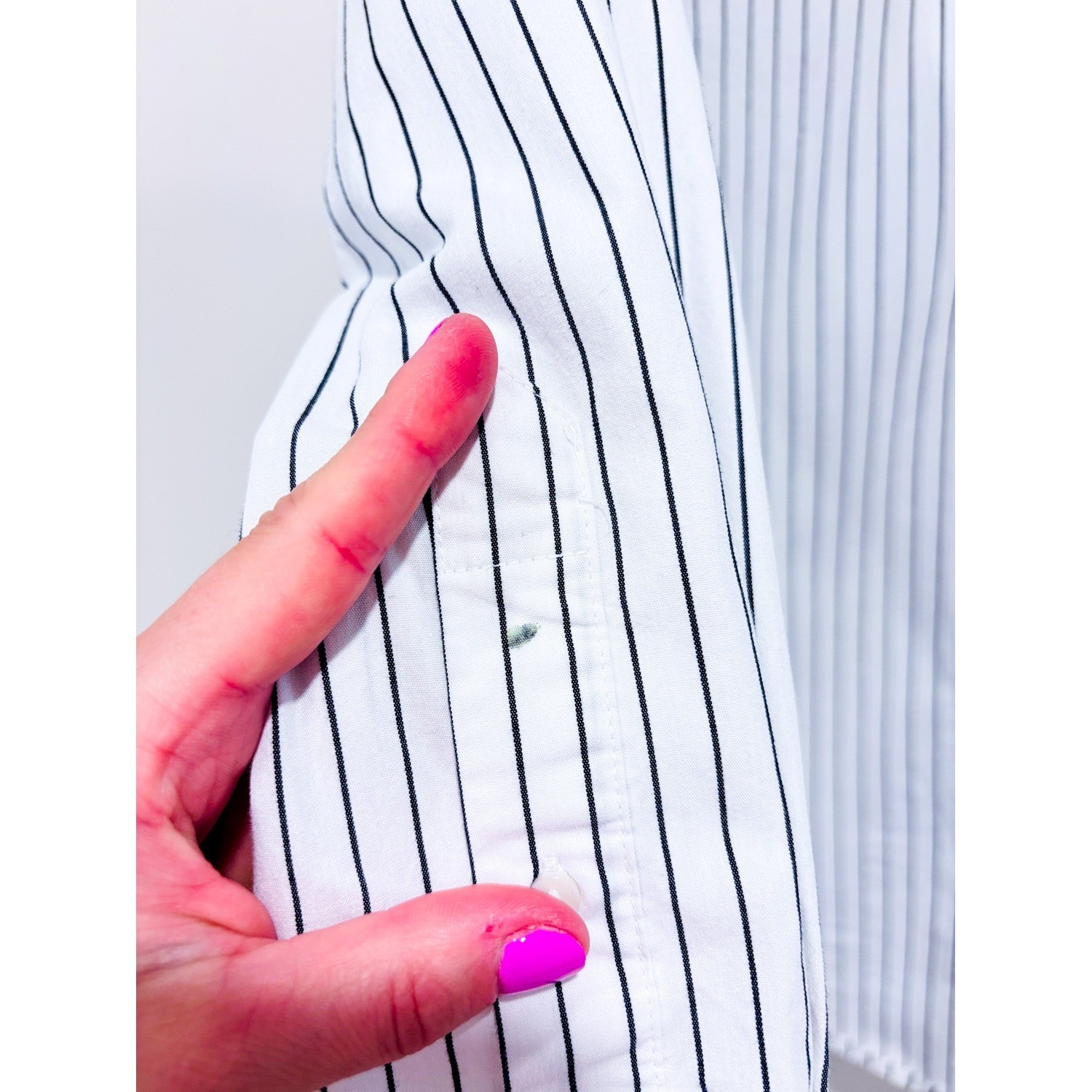DYNAMITE White striped shirt | Minimalist Office Casual | Small