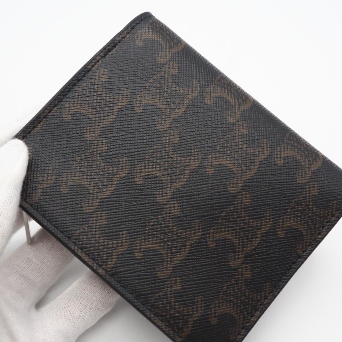 Returns accepted within 3 days Condition CELINE Triomphe Canvas Compact Wallet