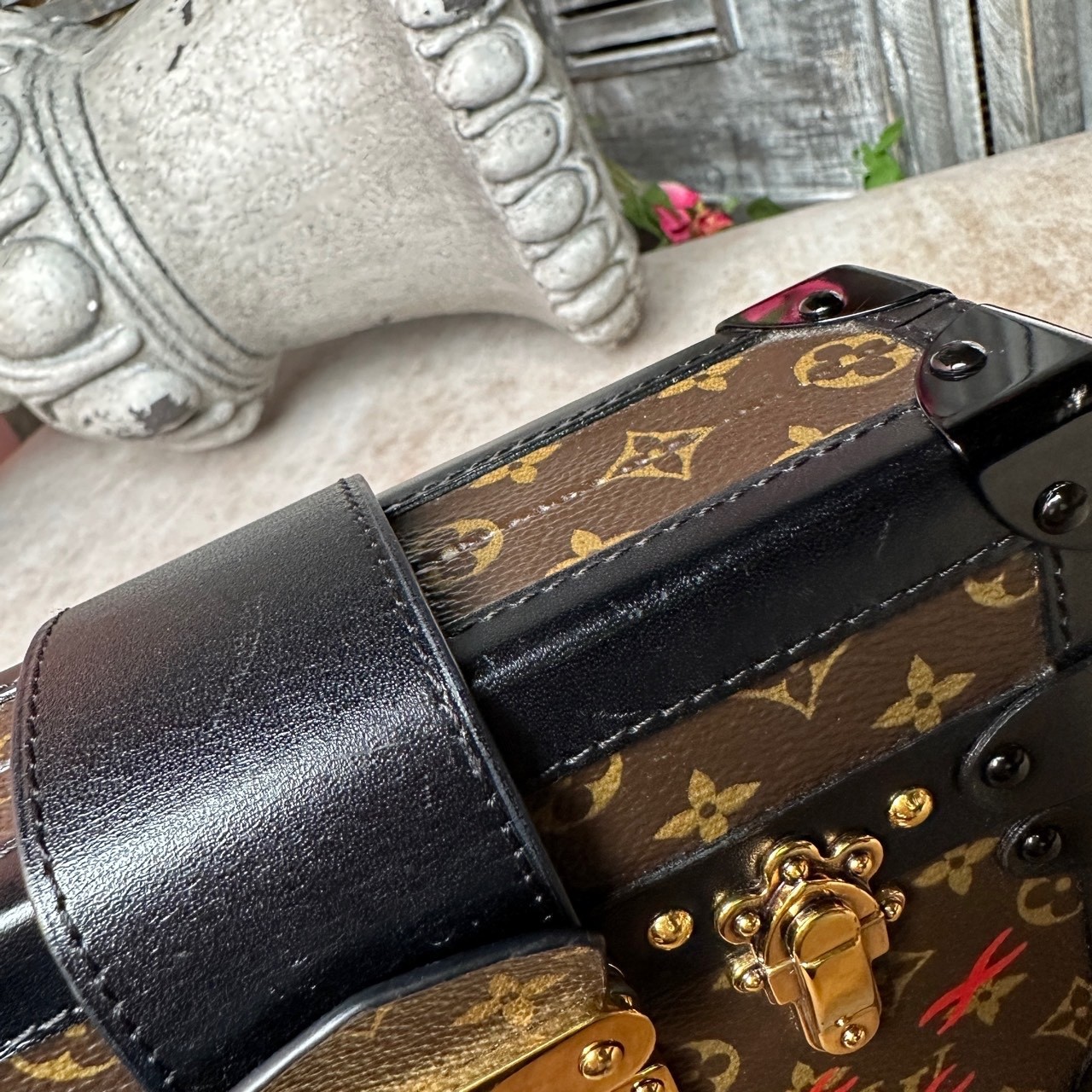 Louis Vuitton Pre-Owned Authentic Box Clutch Monogram Free Tracked Shipping