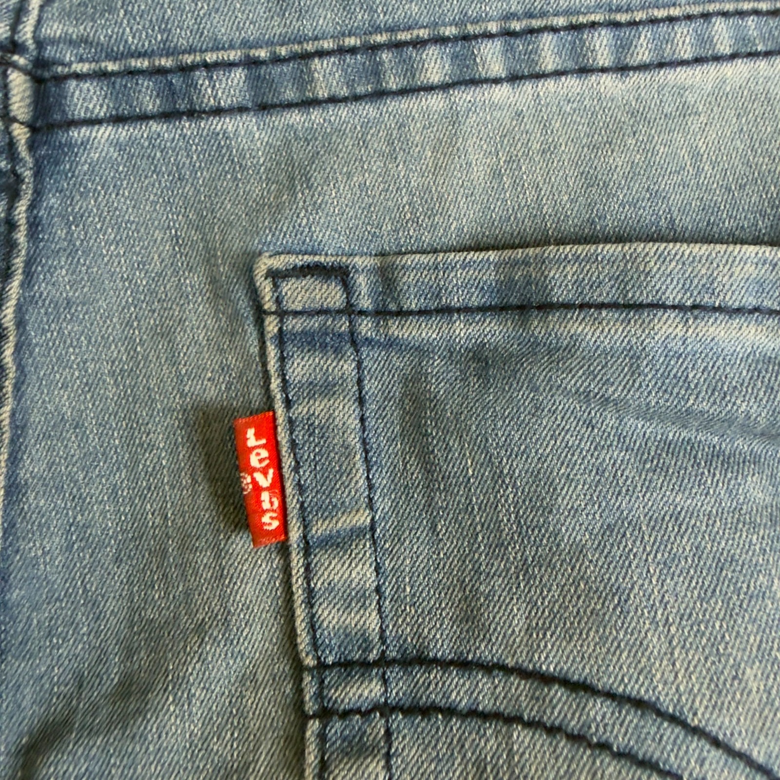 Levi’s 510 Skinny Light Wash Jeans Womens 16 regular Mid Rise Zipper fly