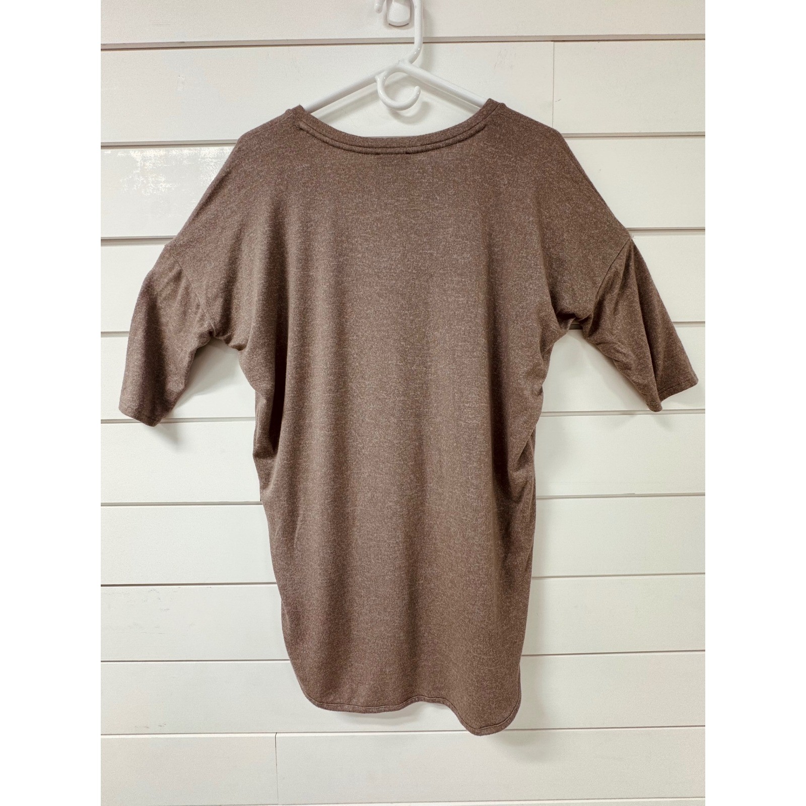 Express Womens Taupe Marl V-Neck Dolman Sleeve High-Low Hem Knit Top Size M