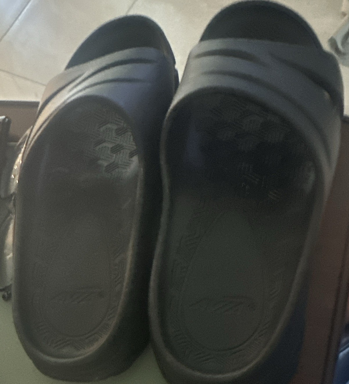 Avia Black Slide Sandals Open Toe Slip On Rubber Upper Unisex US 11 M