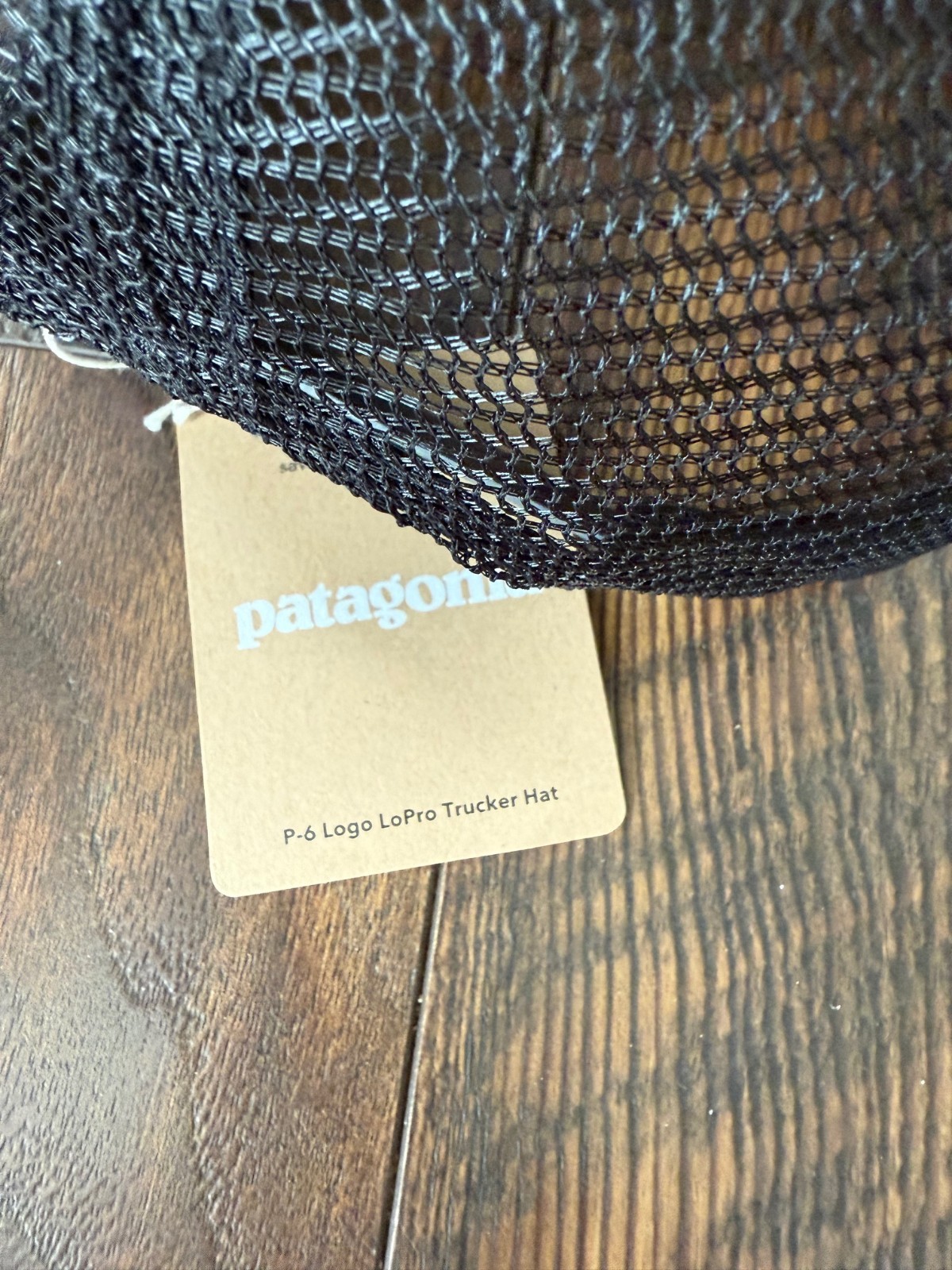NEW Patagonia P-6 Logo LoPro Trucker Hat Black