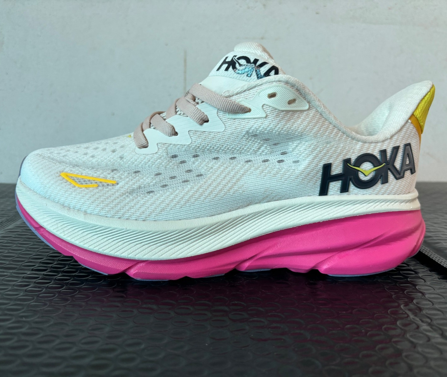 Size US 7.5 – Hoka Clifton 9 Women Shoe Running Casual Trainer No Box