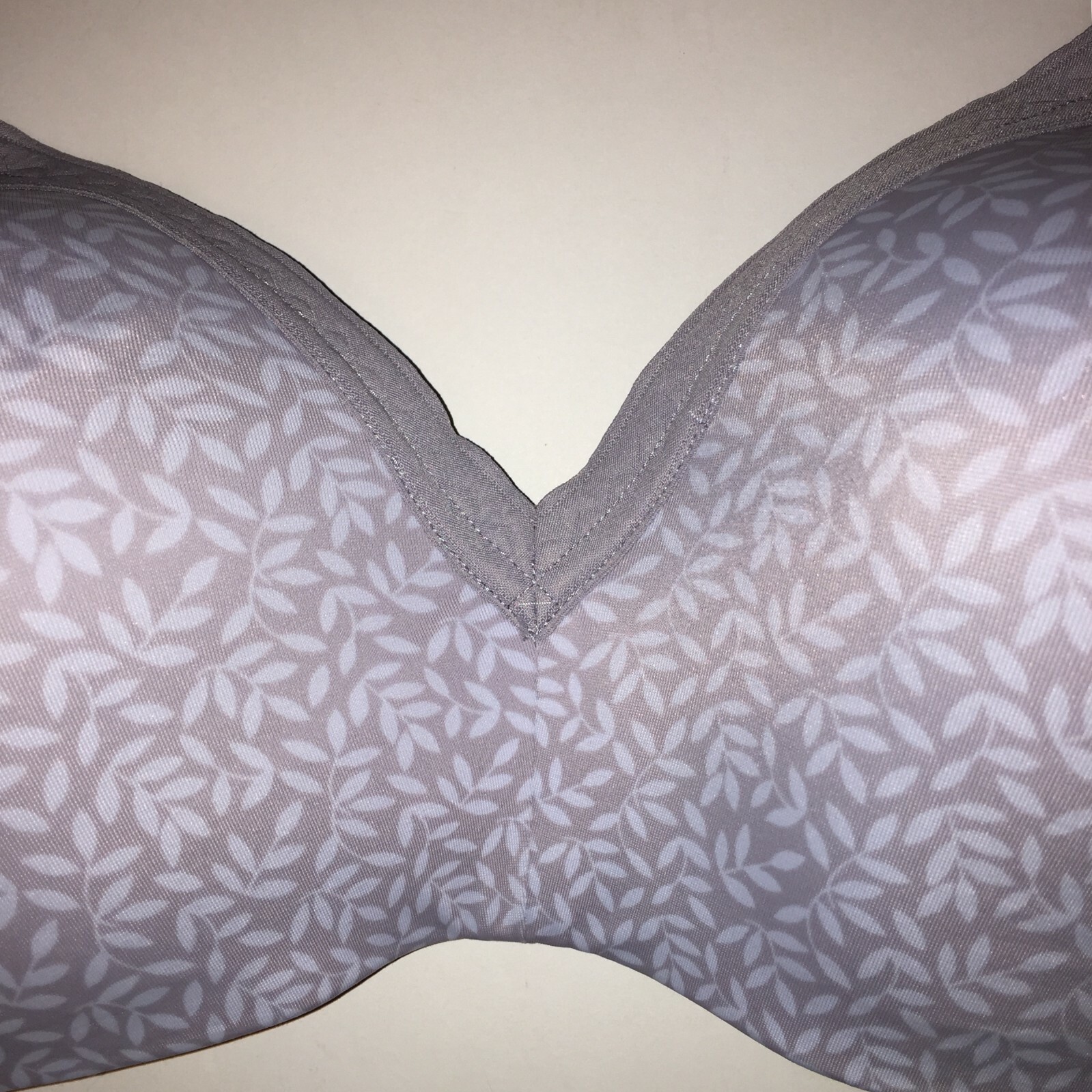 Warner’s Wire Free T-Shirt Bras Set of TWO Invisible Seamless Lined Cups NEW $60