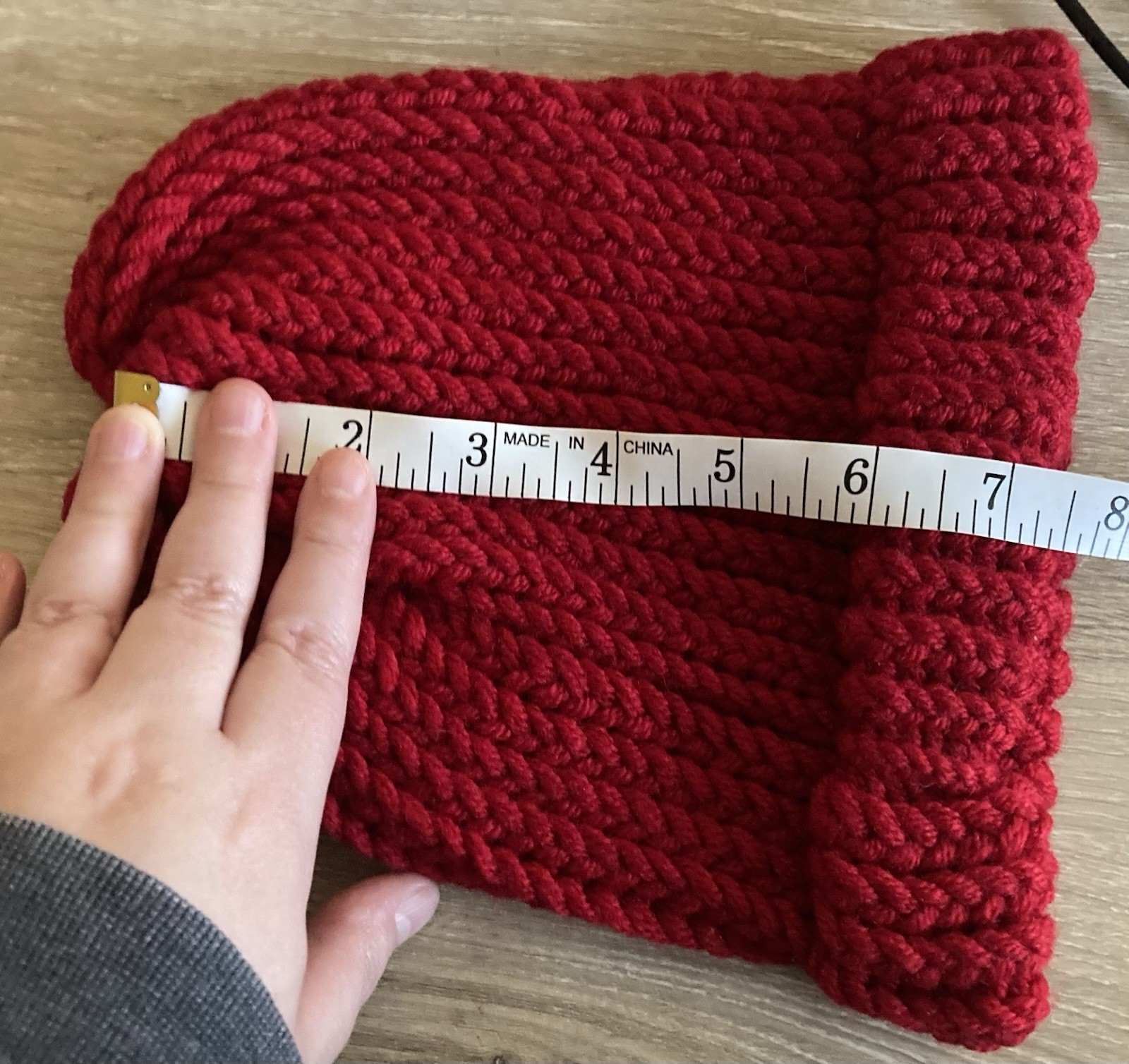Handmade cozy red knit beanie hat brand new never worn made with acrylic yarn