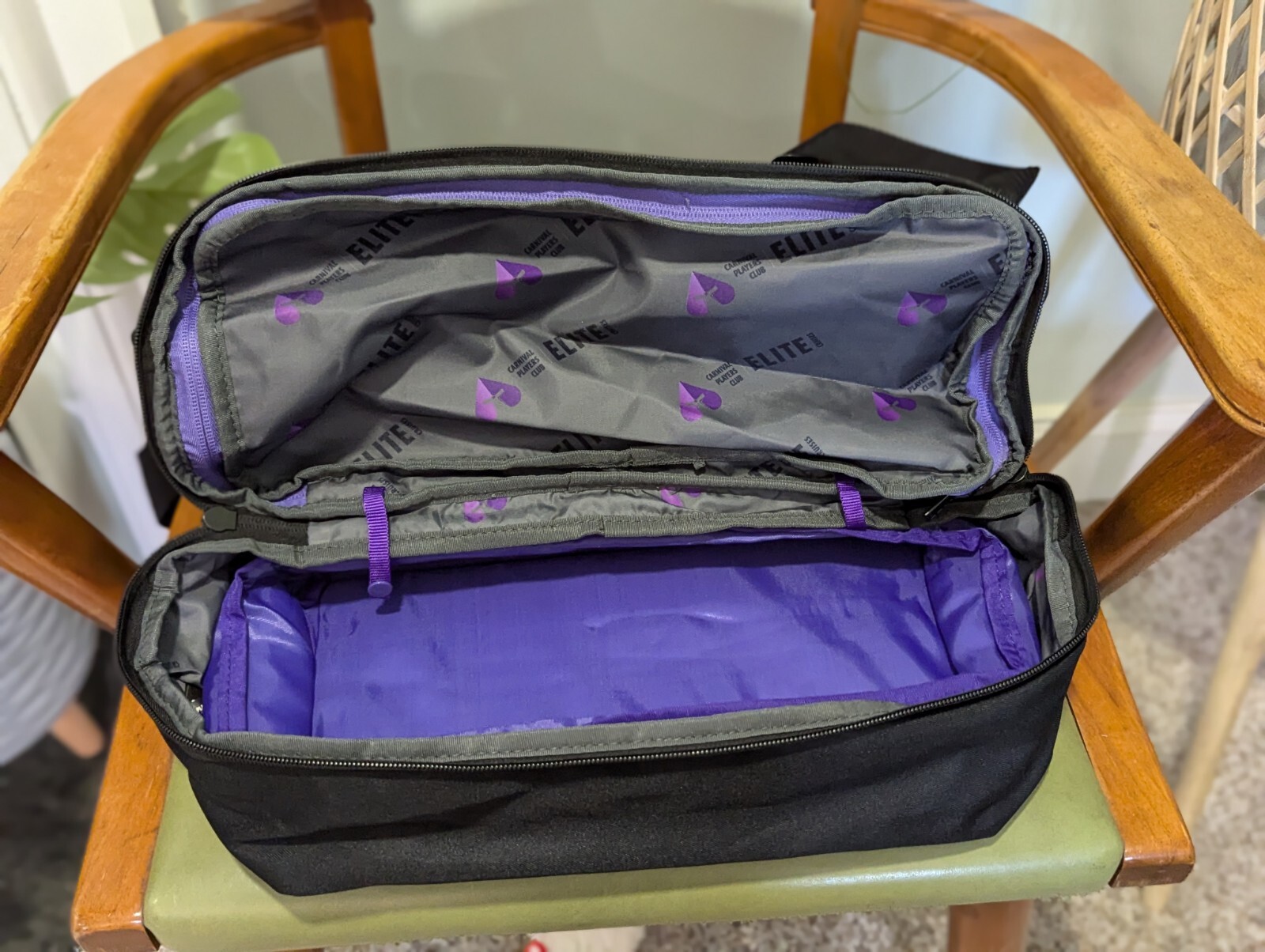 Zip Travel Bag Carnival Elite Fully Lined NEW XL Casino Players Club Heavy Duty