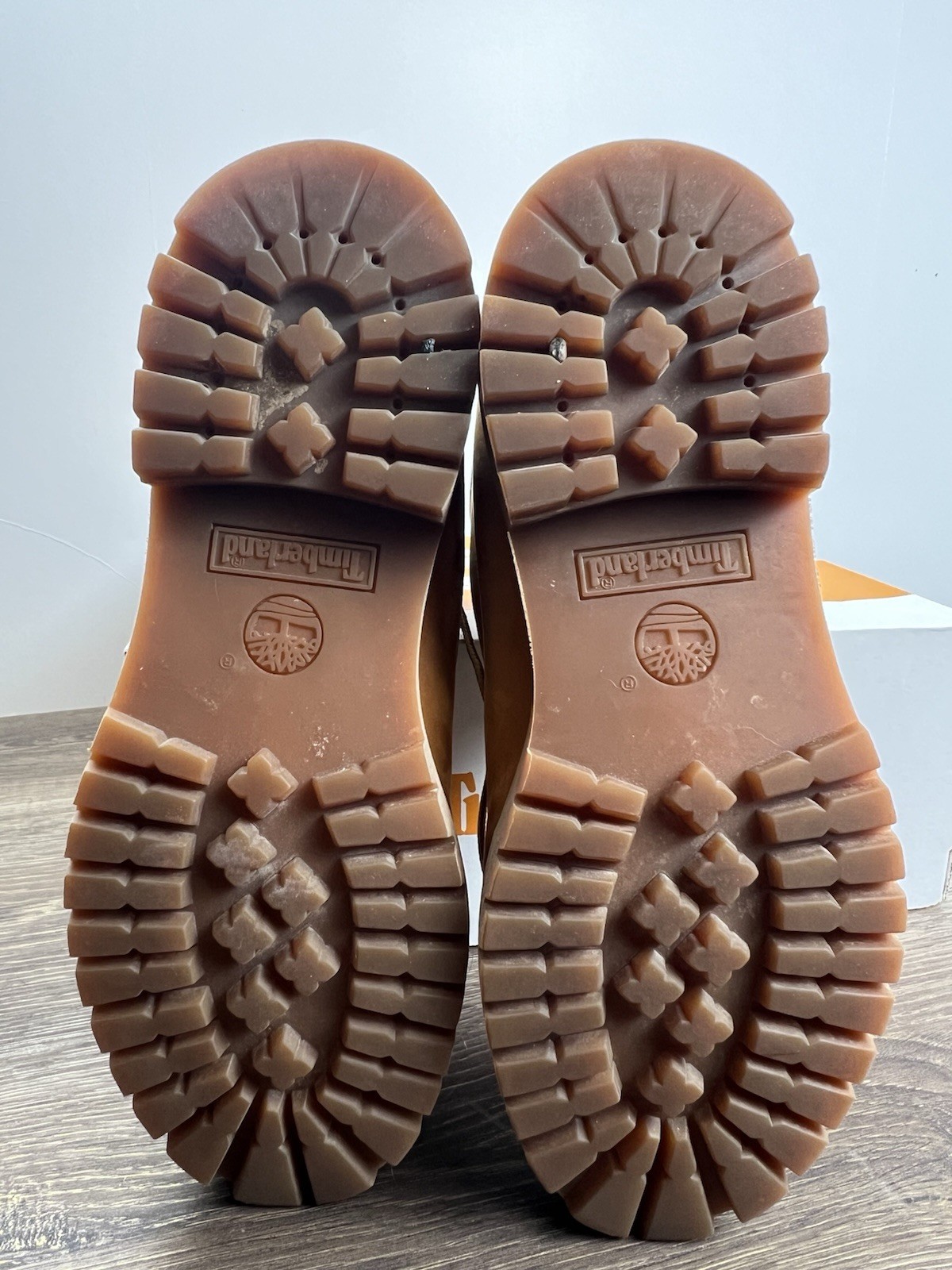 Timberland Construct Men’s Bootie Boot, Size 9 – Beige (10061) with tag in box
