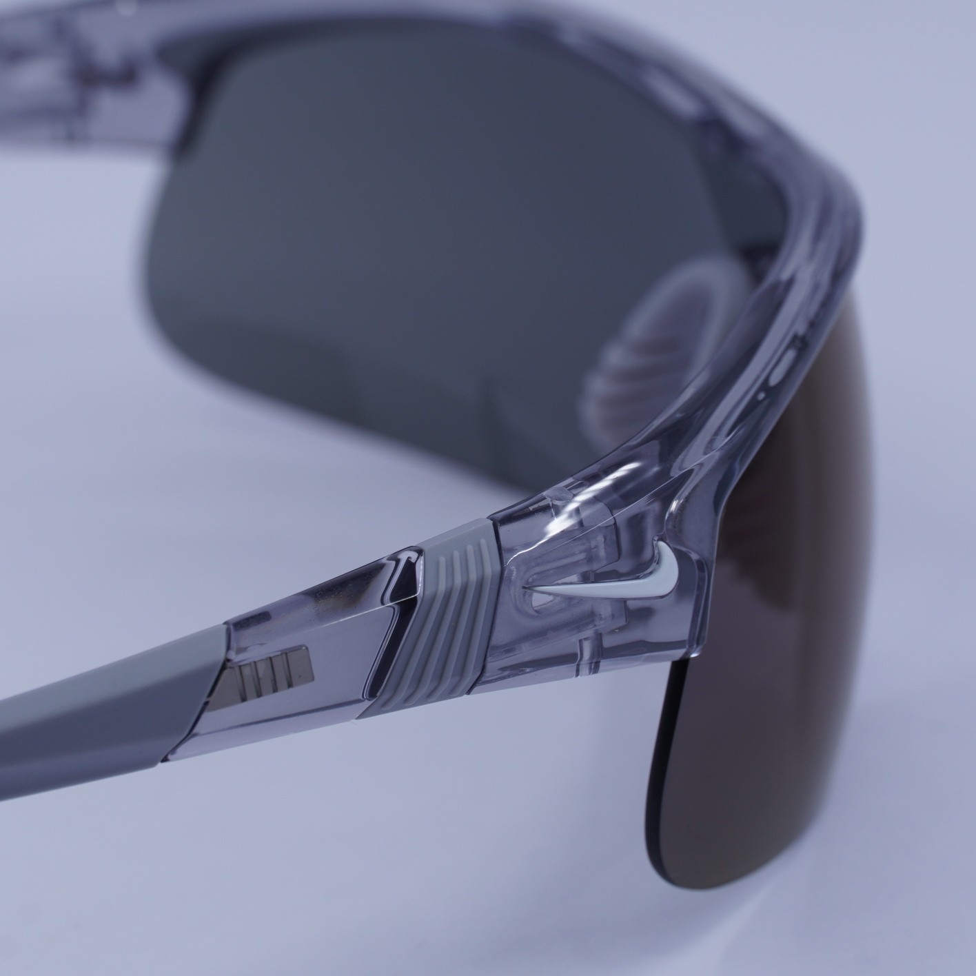 Nike SHOW X1 DX6520 065 Shiny Wolf Grey/Blue Mirror 58-18-136 Sunglasses New …