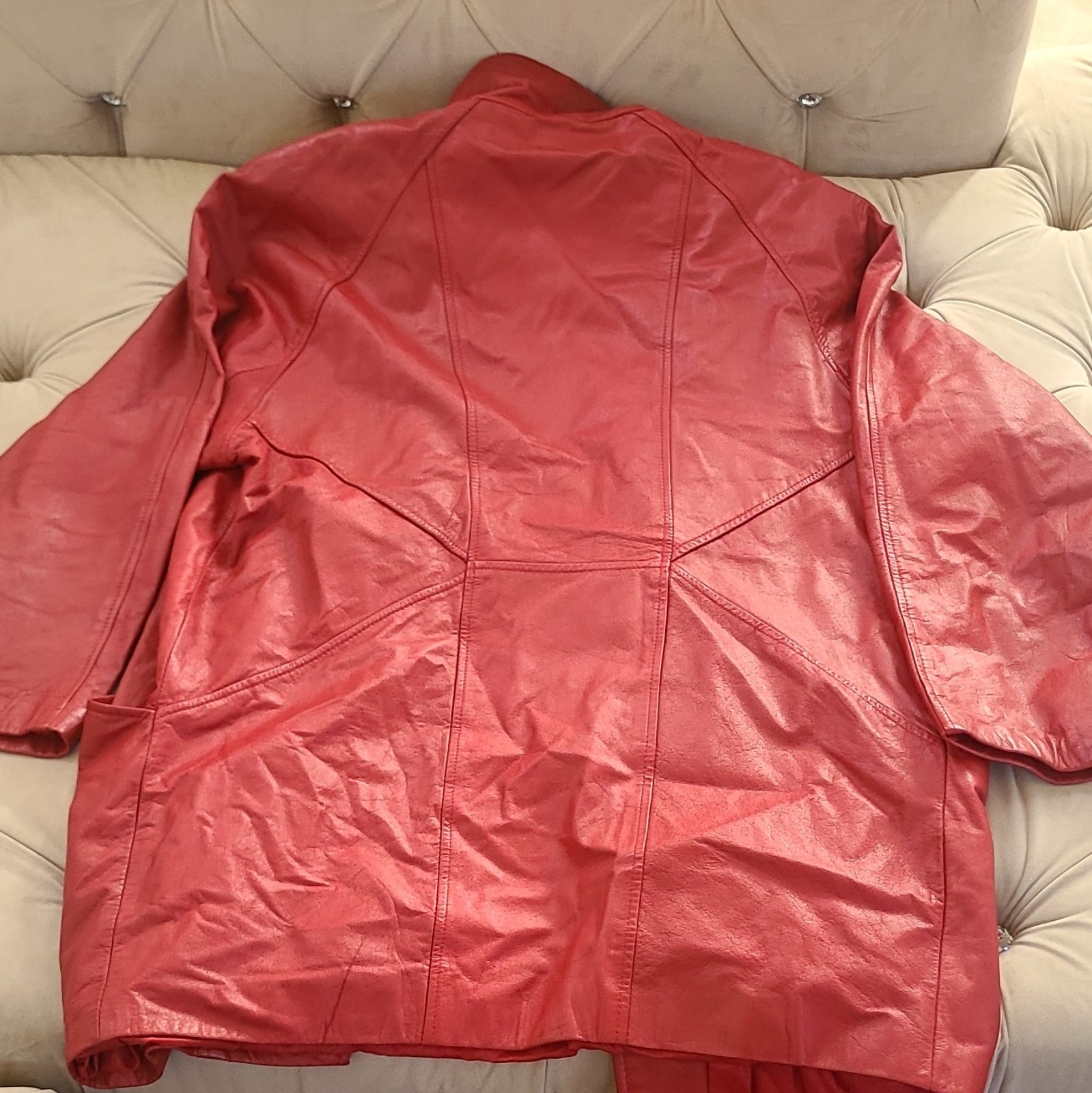 Gill Women’s Red Leather Mid-Length Jacket Size L Button Front Pockets