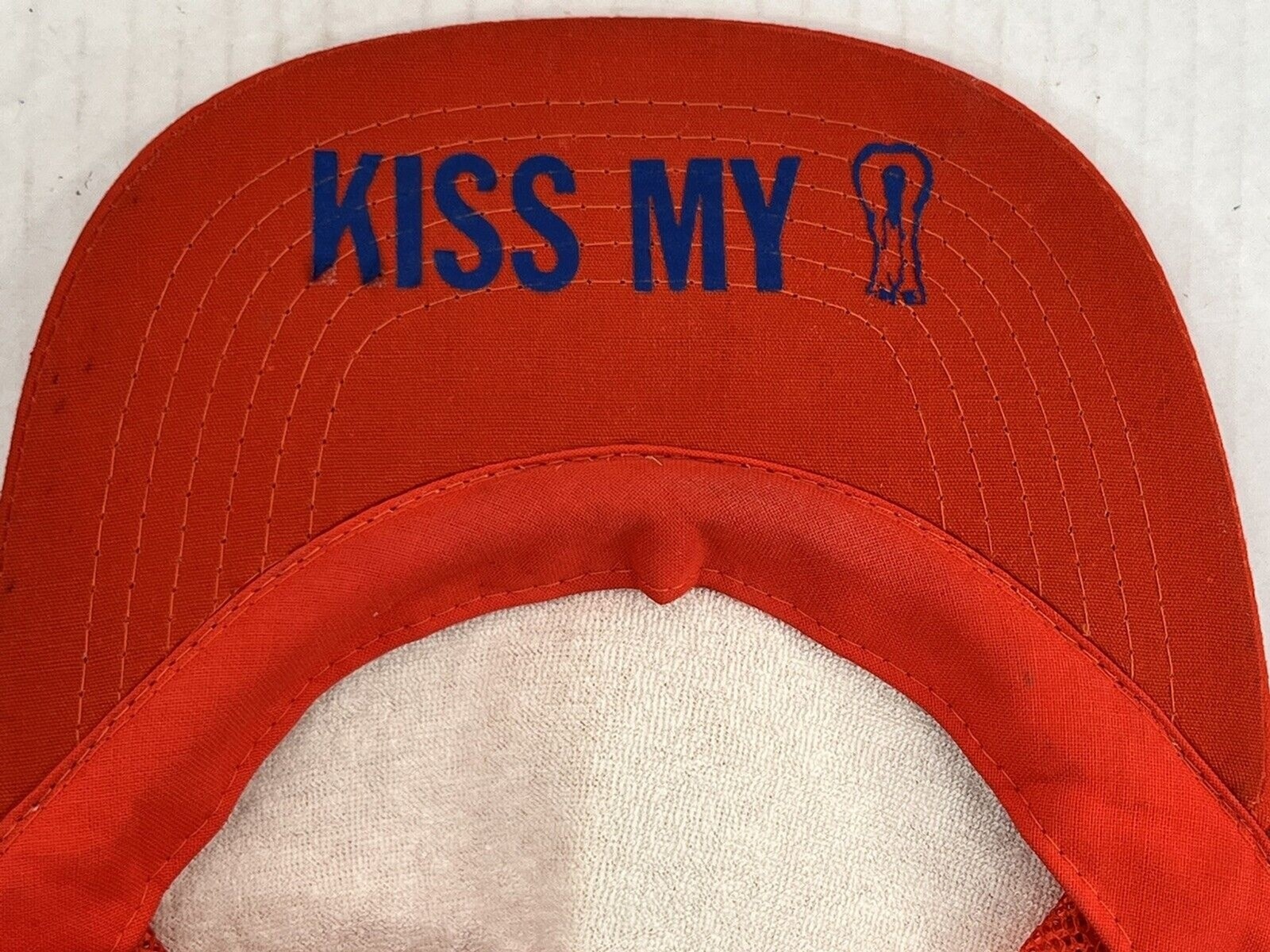 Vtg Broncos NFL Snapback Foam Trucker Hat Mesh Red “If You Don’t Love” Kiss My
