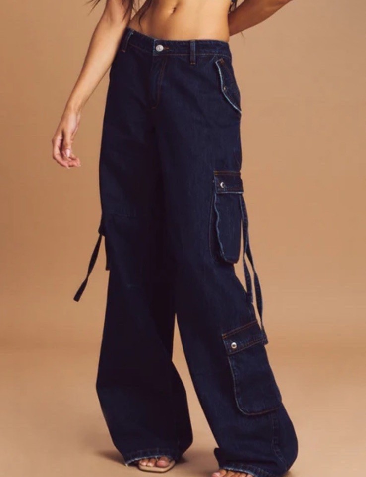 NWT Ser.o.ya Joss Cargo Jean in Deep Sea! Size 29 – Run big – MSRP $348