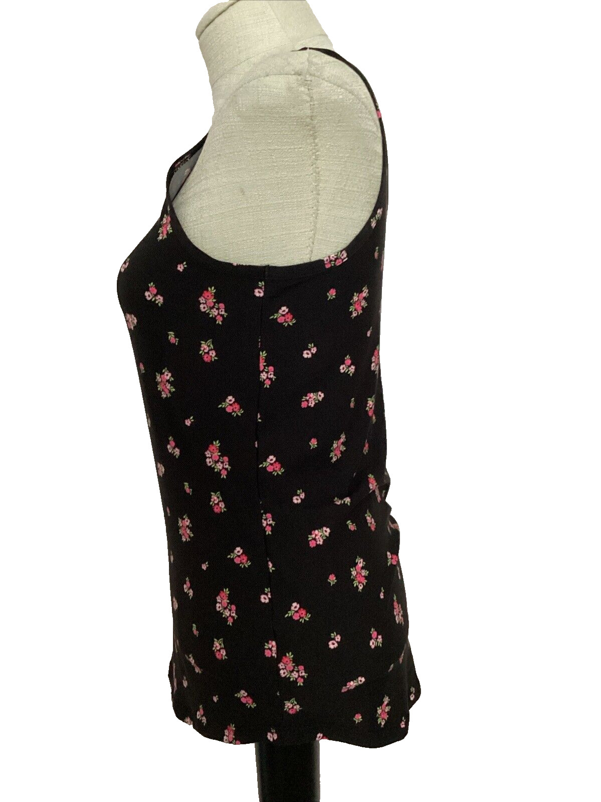 NO BOUNDARIES FITTED BLACK FLORAL SCOOP Stretch Knit TANK SZ. Jr. XL*