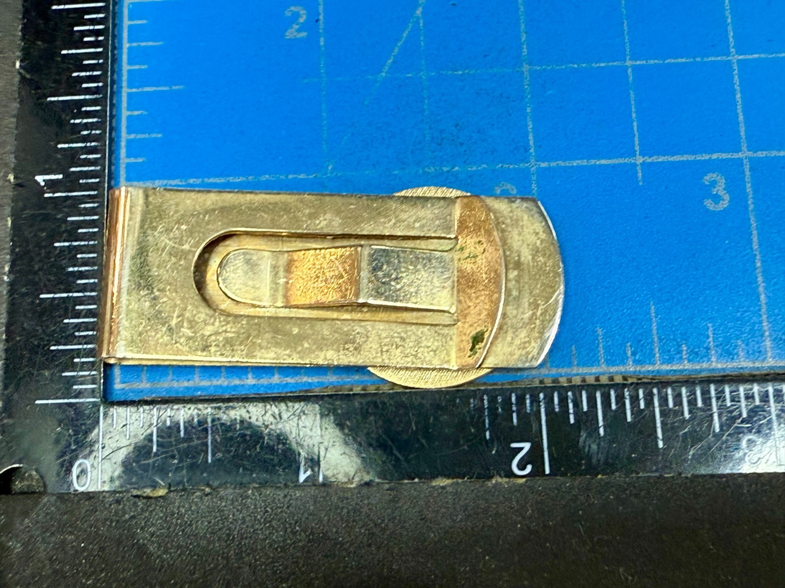 United States of America $20 Novelty Coin – Vintage Gold Tone Money Clip