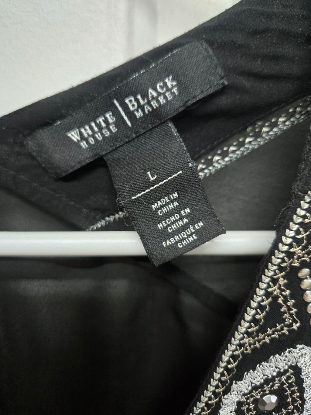 Women’s White House Black Market Blouse L Black White Beaded