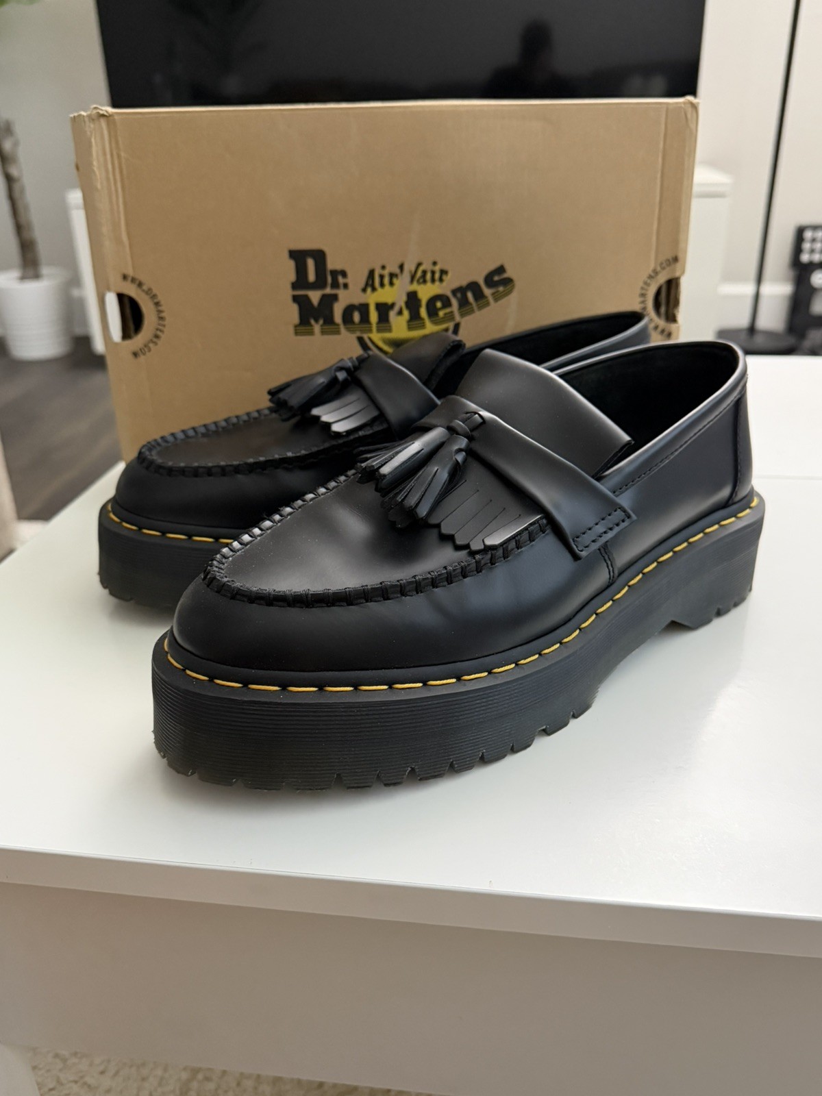 Dr Martens Adrian Quad Men’s Size 11 US Black Leather Shoes Platform Tassle