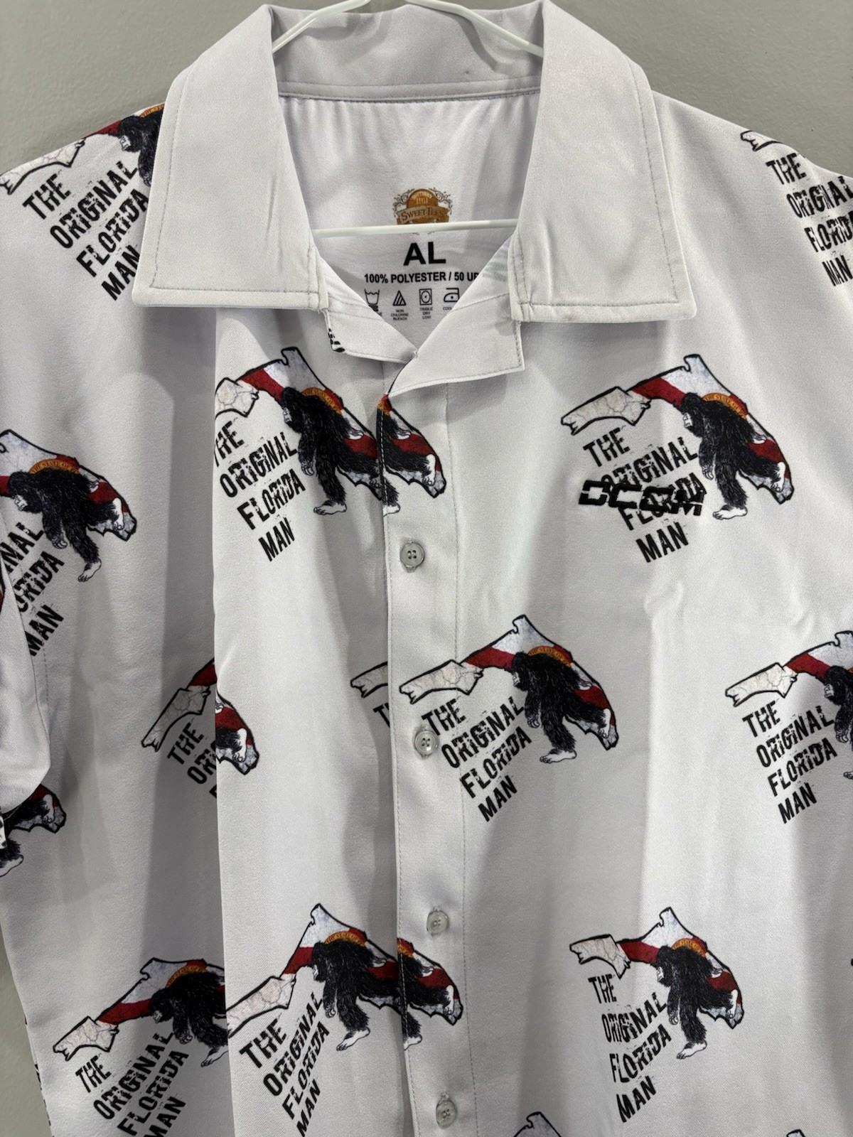 Original Florida Man Shirt Skunk Ape Big Foot Sasquatch XL Polyester