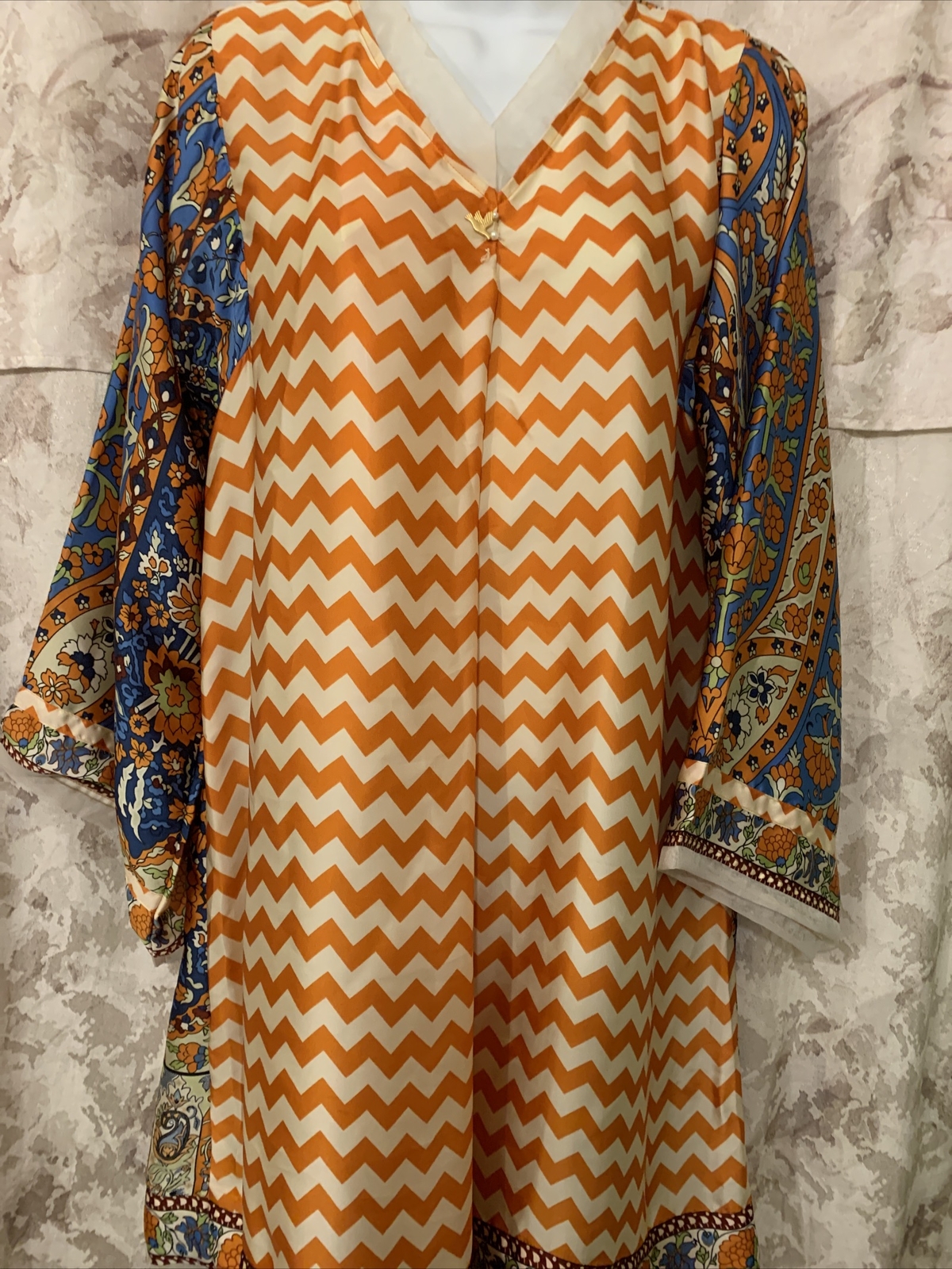 women Khaadi Kurti