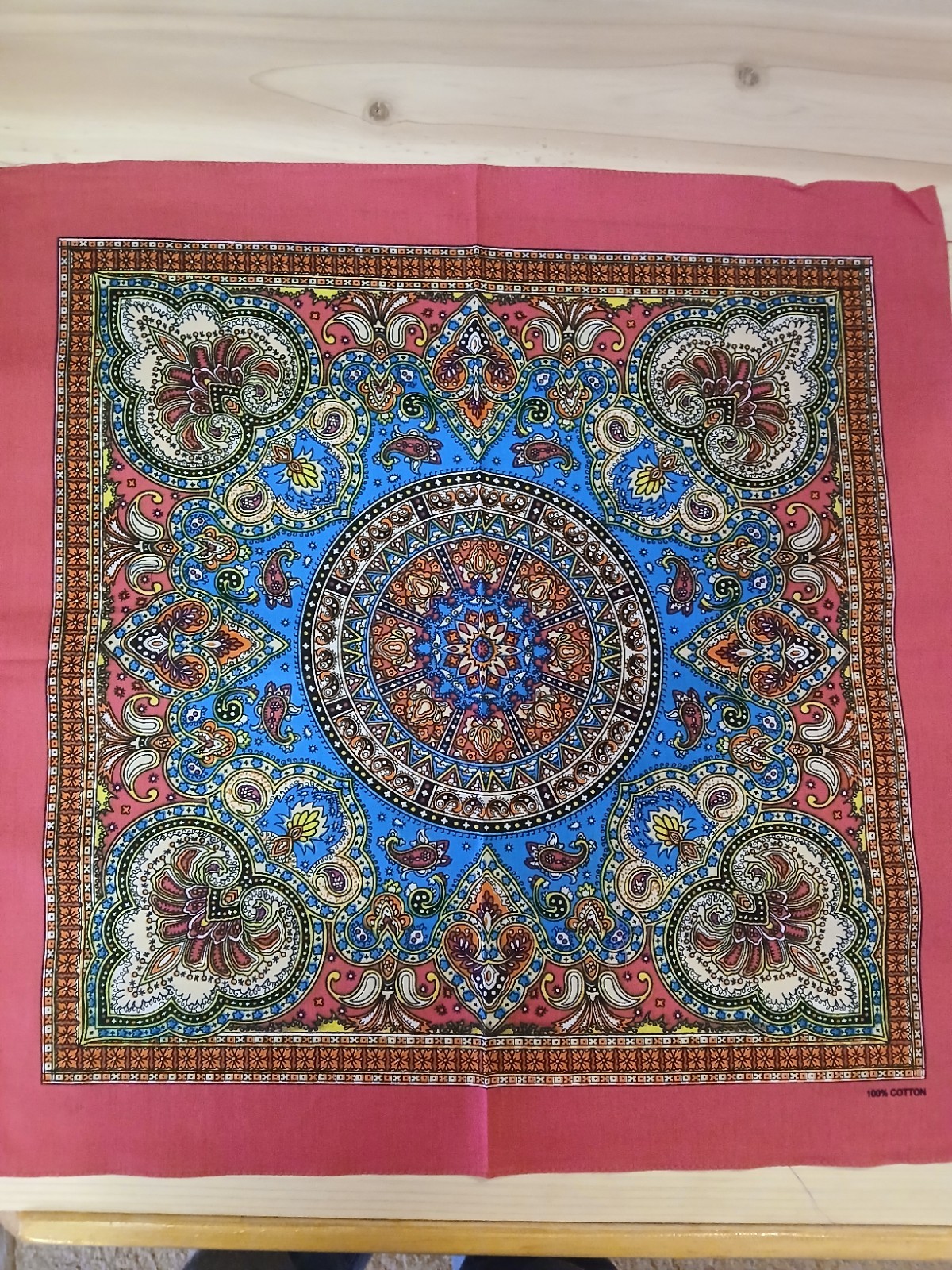 BANDANA SCARVE FOR MEN AND WOMEN 100% QUALITY COTTON COLORFAST 22X22 VERY SOFT