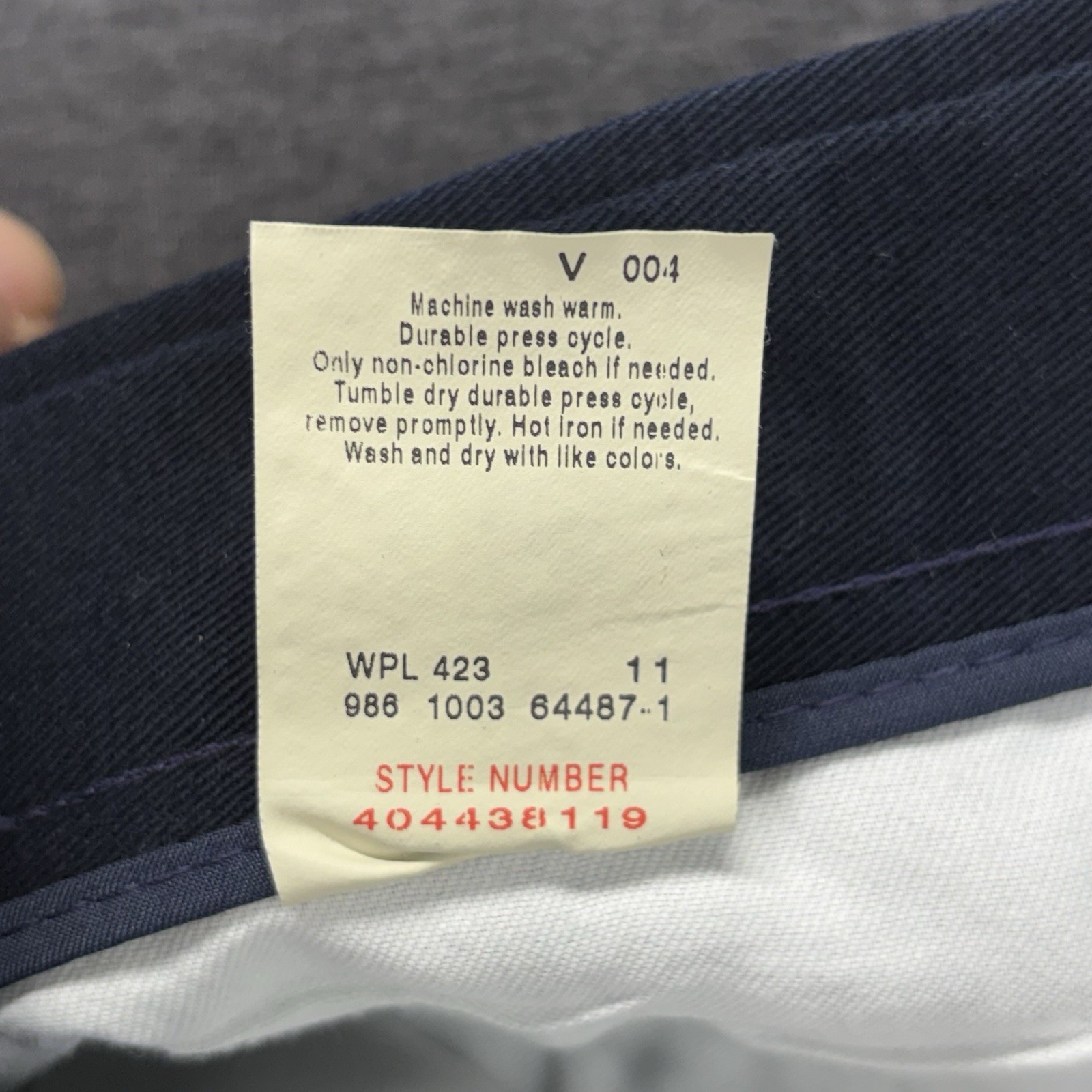 Dockers Original Khaki Pants Mens 34×30 Blue Classic Fit Pleated No Wrinkles NEW