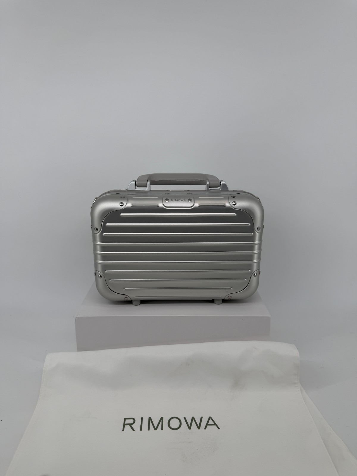 Authentic RIMOWA Original Aluminum Cross-Body Bag 19 Silver Brand New $2,325