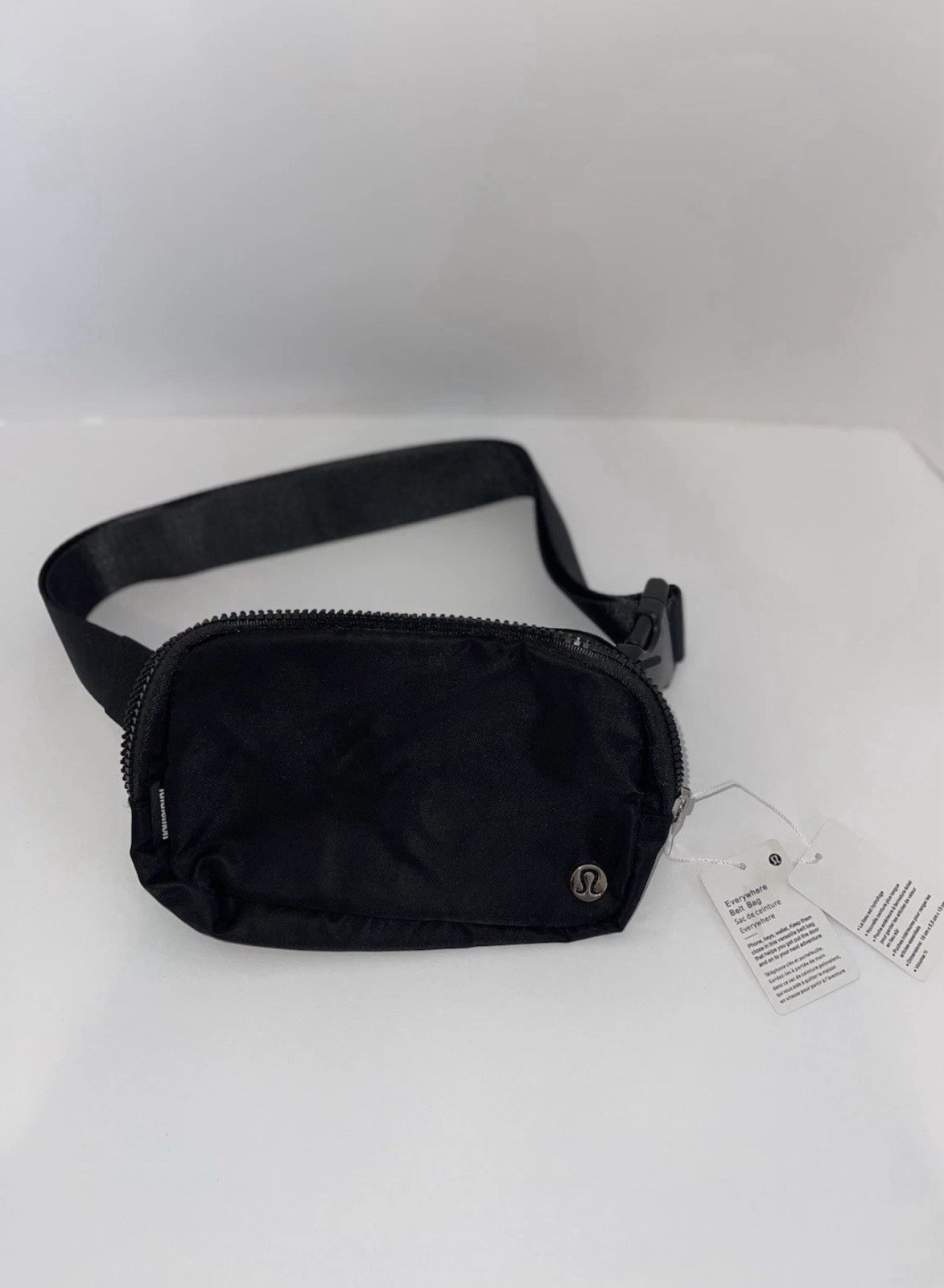Lululemon Everywhere Cross Body Bag – Unisex Black 1L – NWT