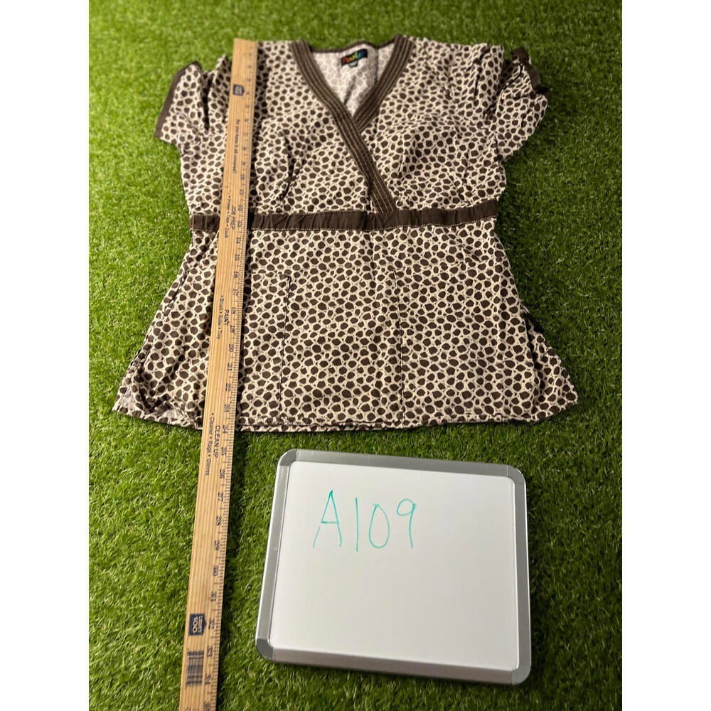 Peaches Scrub Top Womens M Brown Polka Dot Short Sleeve Blouse Medium