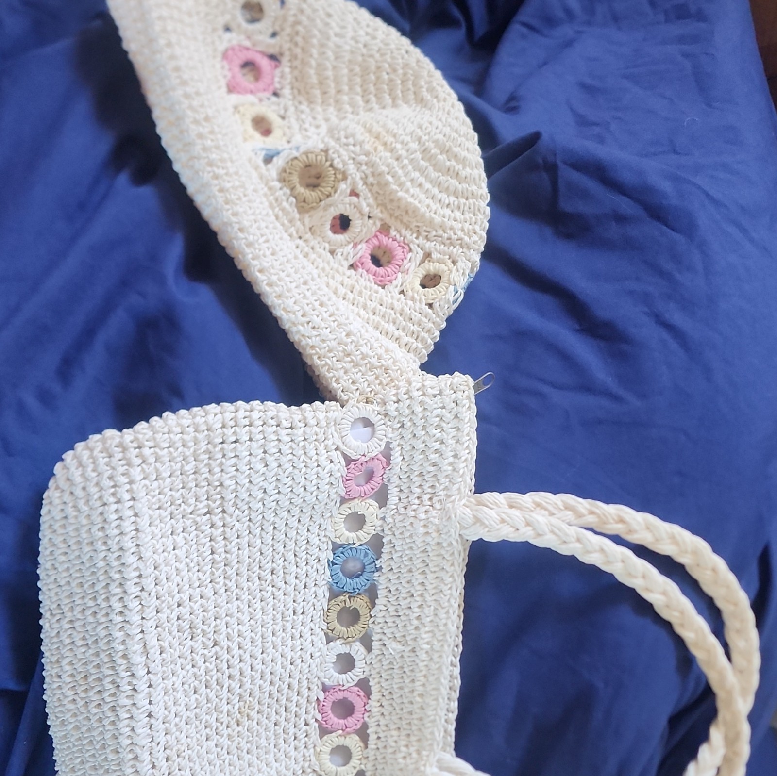Women’s Crochet Tote Bag Lined Zip Closure Double Handles Solid White Multi