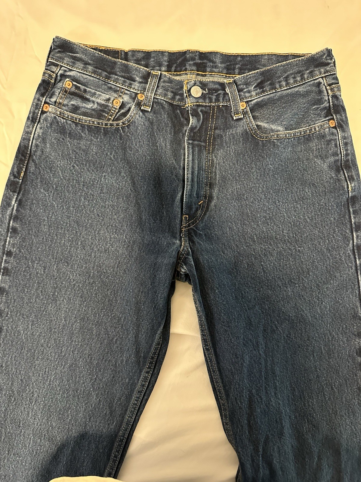 Levi’s Men’s Blue Denim Jeans 550 Relaxed Fit 32×32 Tapered Mid Rise Medium Wash