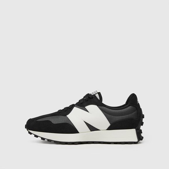 Men’s (Multiple Sizes) – New Balance U327FB