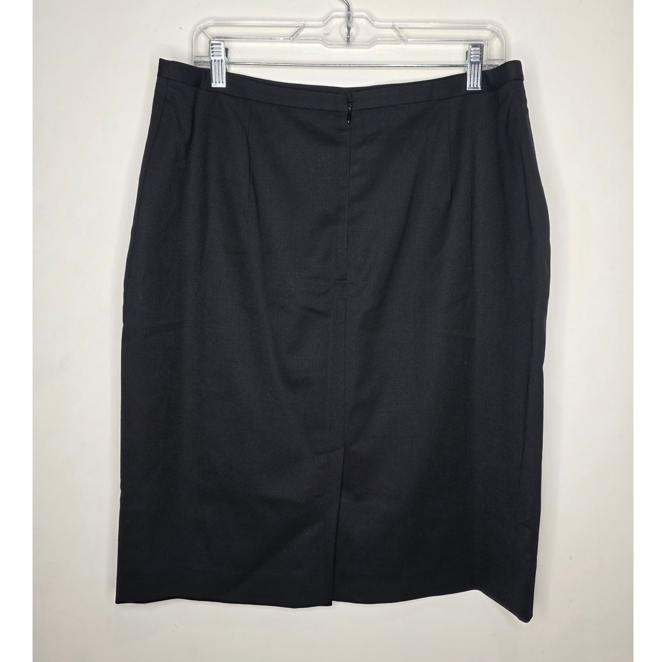 Brooks Brothers 346 black wool fully lined pencil skirt – 12 – career siren