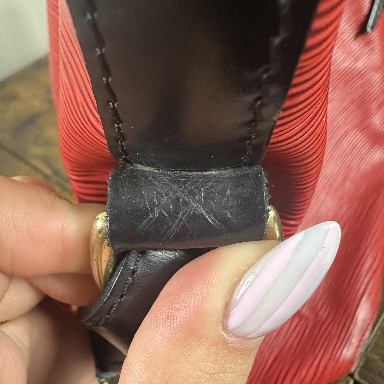 Louis Vuitton Vintage Epi Noe Bucket Bag Womens Medium Red Leather Black Trim