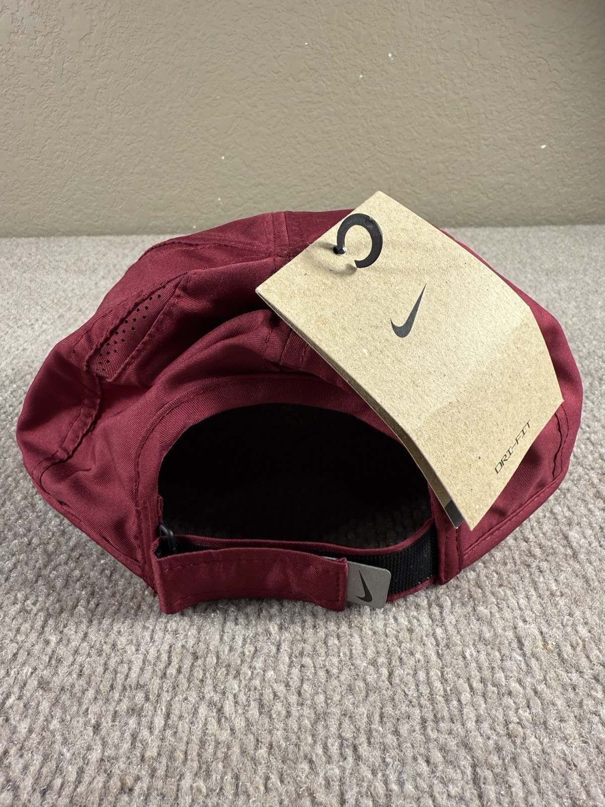 Nike Dri-Fit AeroBill Team Featherlight Maroon CJ7082-692 Adjustable Running Hat