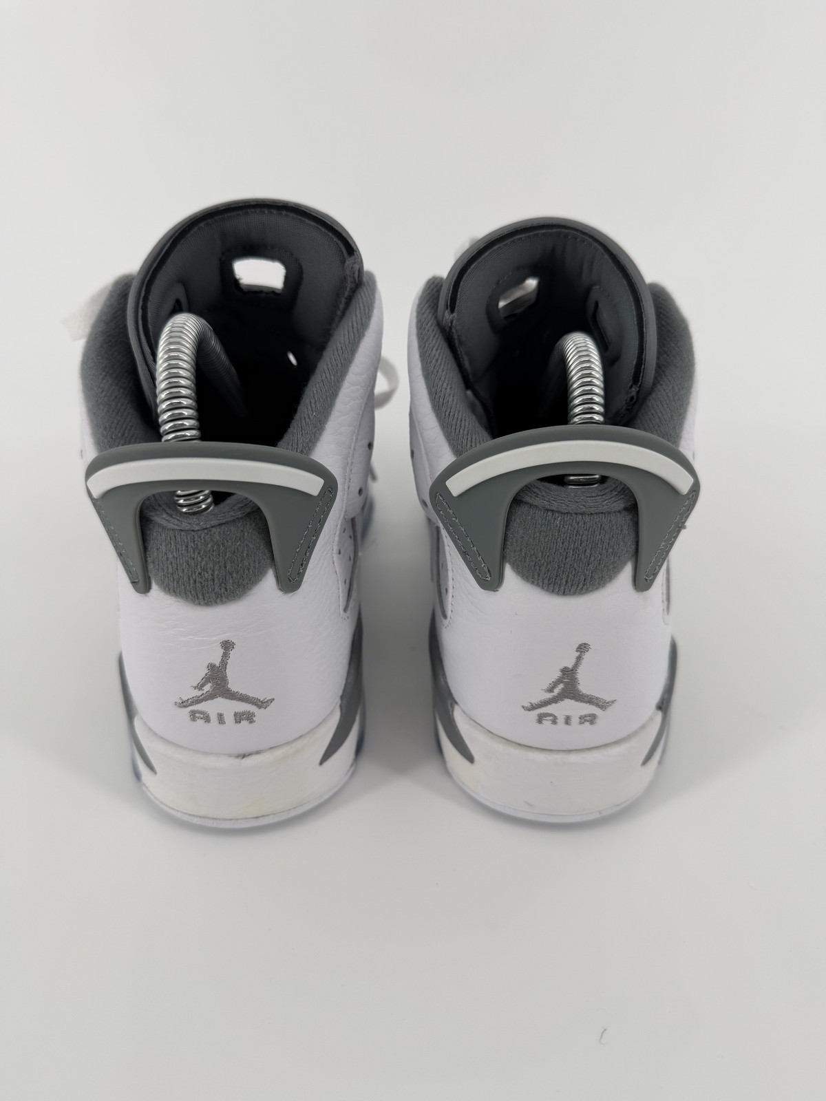 Nike Air Jordan 6 Retro Cool Grey GS 384665-100 Youth Size 5Y Sneakers