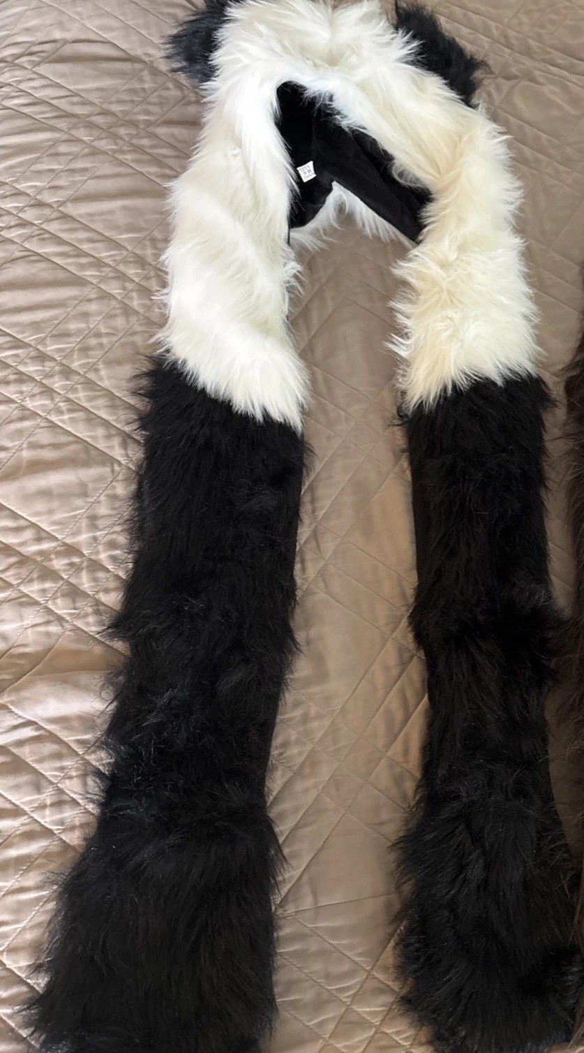 Unisex Adults Teenagers Faux Fur Fluffy Animal Hat with Paws