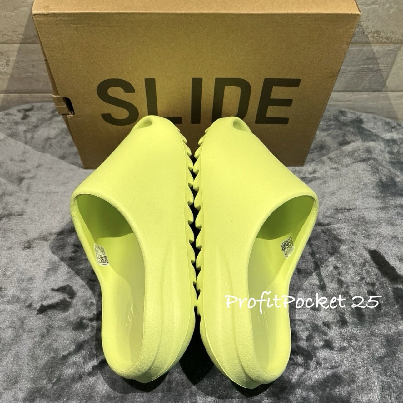 Yeezy Green Glow Sandal Slides Size 11