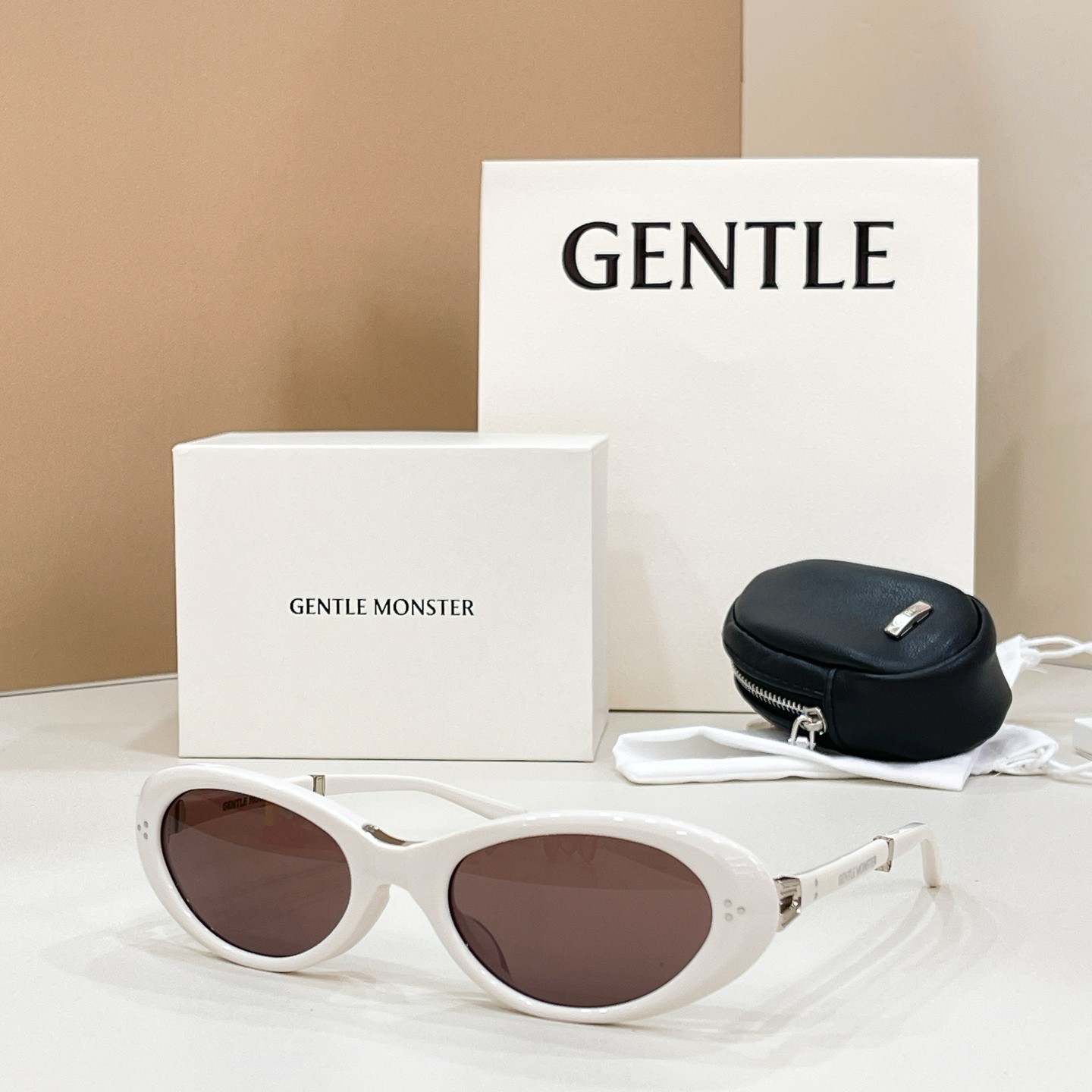 GENTLE MONSTER LOLANG White Brown 55口21-132 Sunglasses New w/ Case