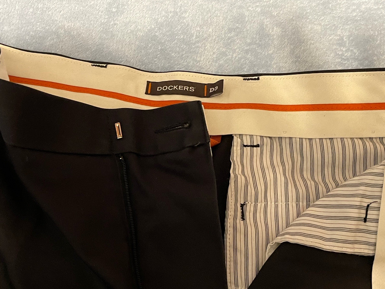 DOCKERS MEN CLASSIC FIT 32×30 DRESS KHAKI PANT D3 FLAT FRONT BLACK COTTON W WEAR