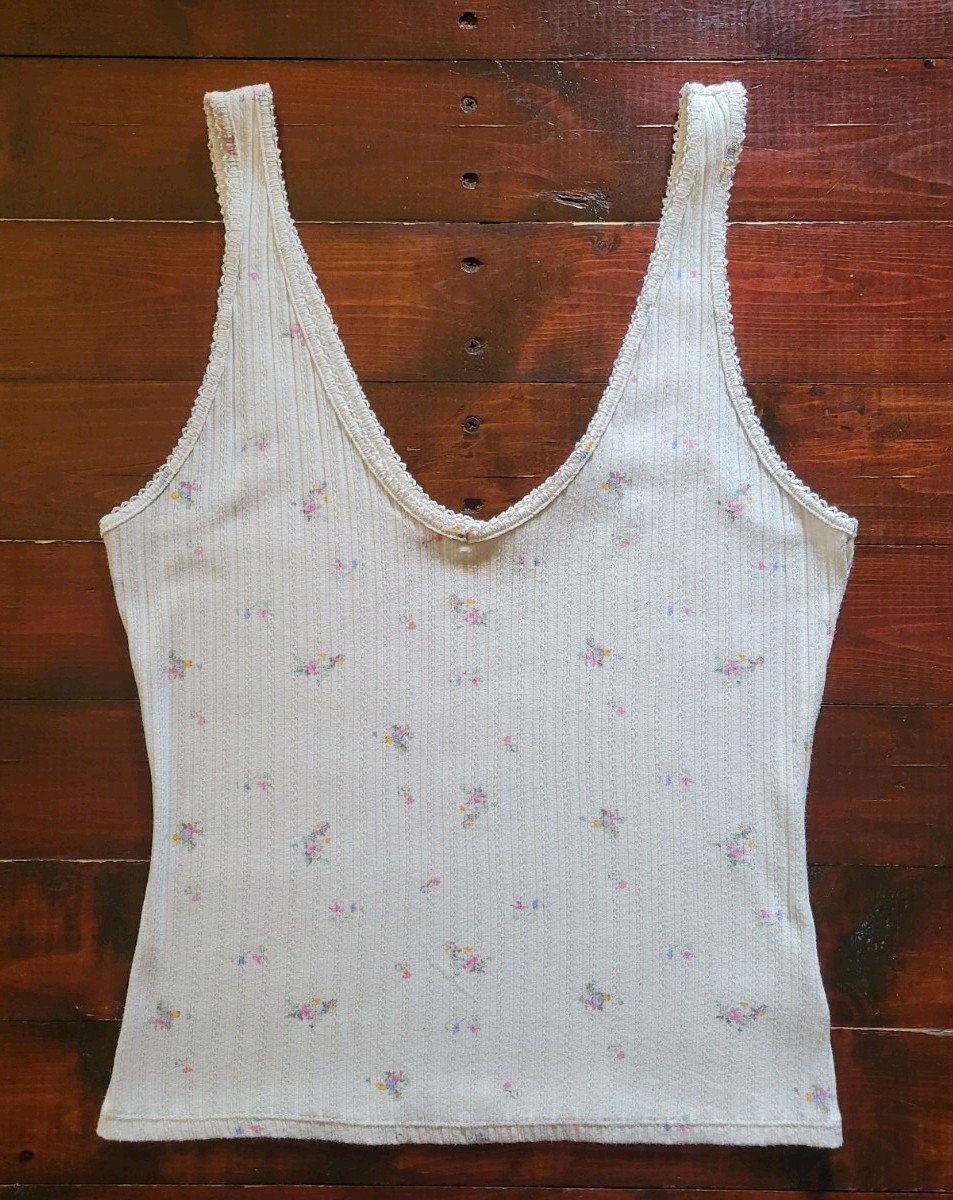 NWOT Universal Thread Ditsy Floral Pointelle Tank Top Size M