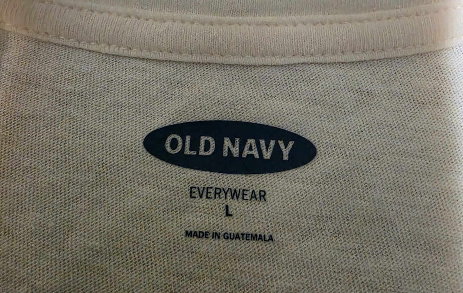 Old Navy Everywhere Fir Sure Graphic T-Shirt Size Large Off White Short Sleeve