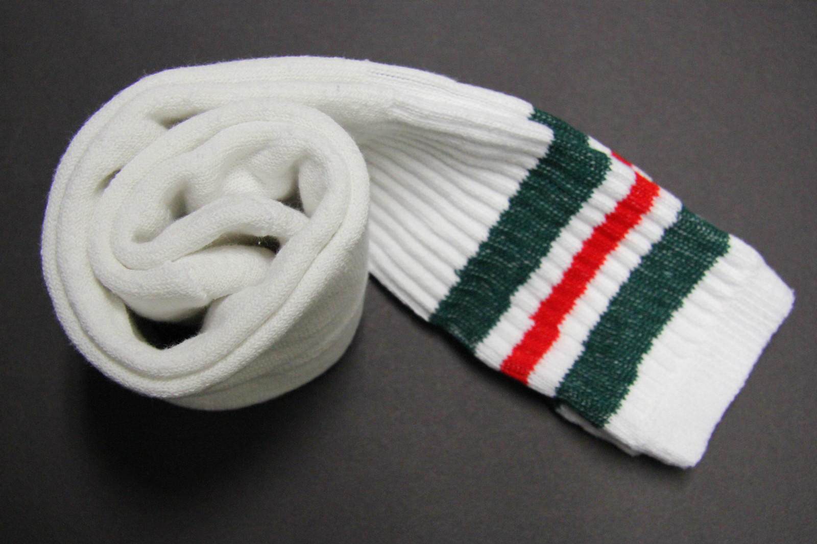 1 pairs 24 INCH LONG TUBE SOCKS WHITE STRIP MEN’S & WOMEN’S CREW BOOTS KNEE HIGH