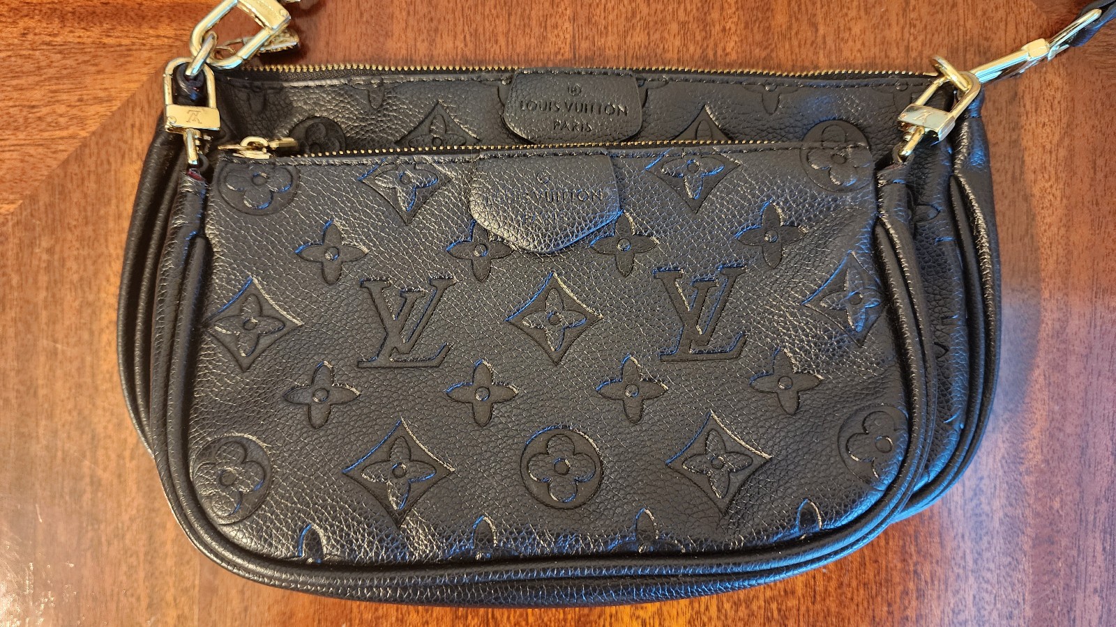 Louis Vuitton Multi Pochette Shoulder Bag Black Leather