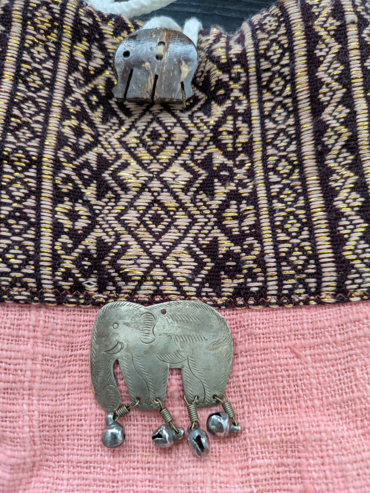 Handmade Patchwork Should Bag/Purse Metal Wooden Elelphants 7″ x 5.5″ Mint