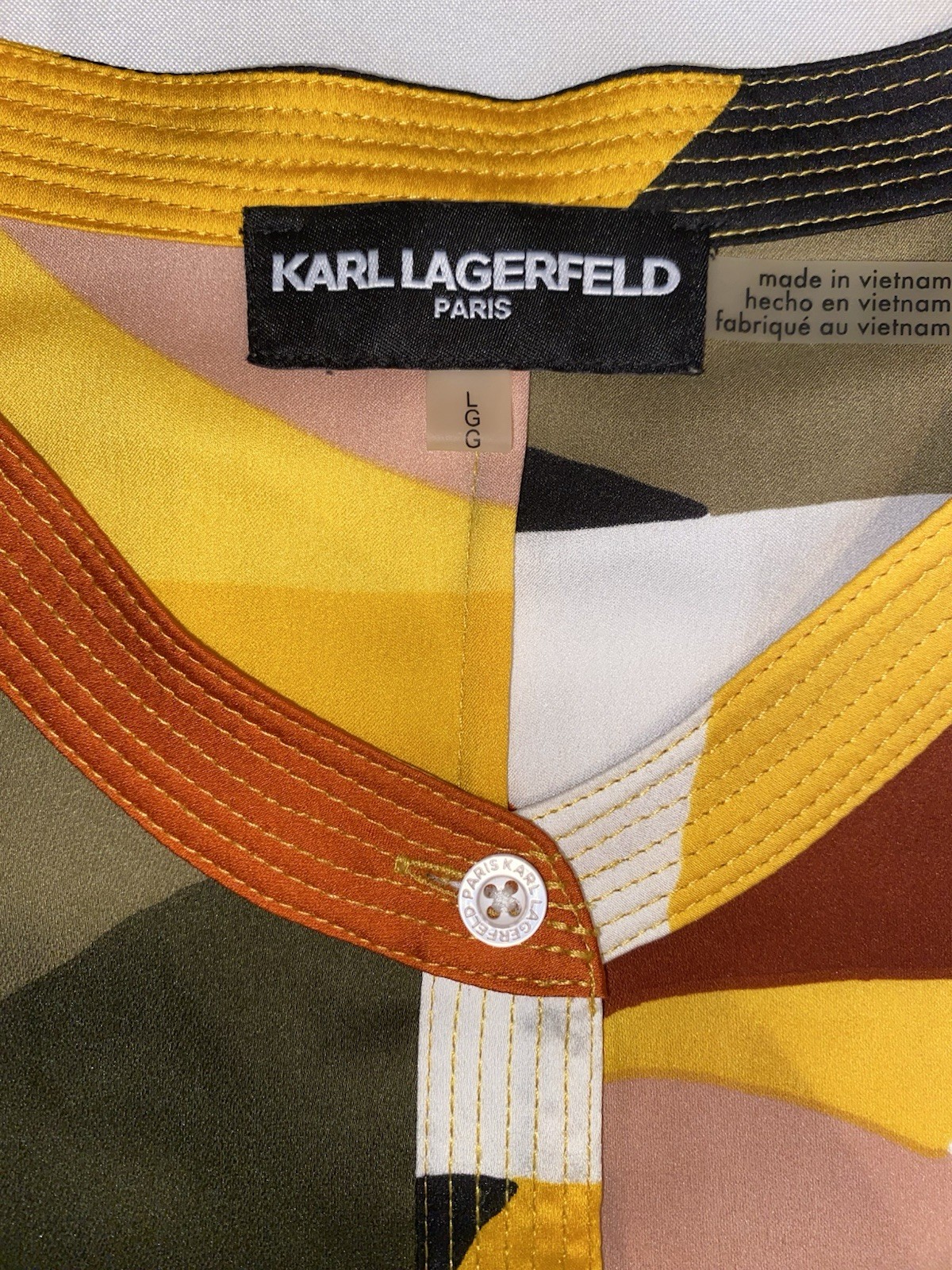 KARL LAGERFELD PARIS Women’s L Multicolor Geometric Button Blouse Balloon Sleeve
