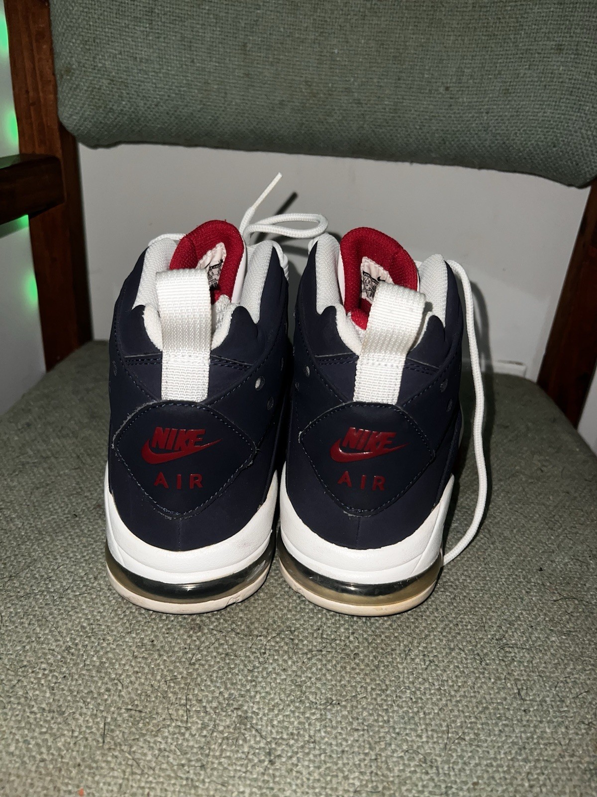 Nike Air Athletic Sneakers Blue White Red Lace Up Mid Top Basketball Men