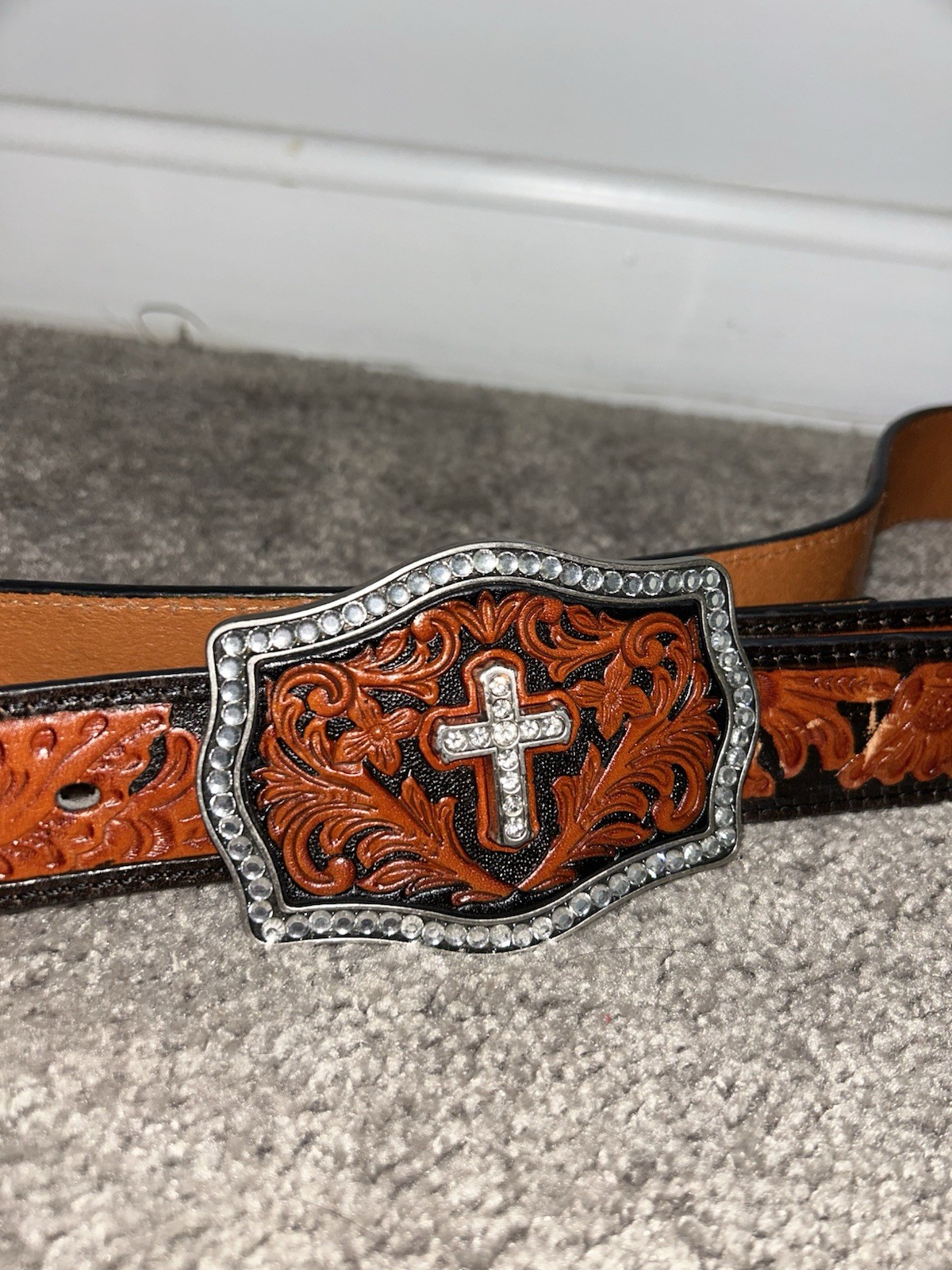 NOCONA CO. Belt Cross buckle BLING Size Small