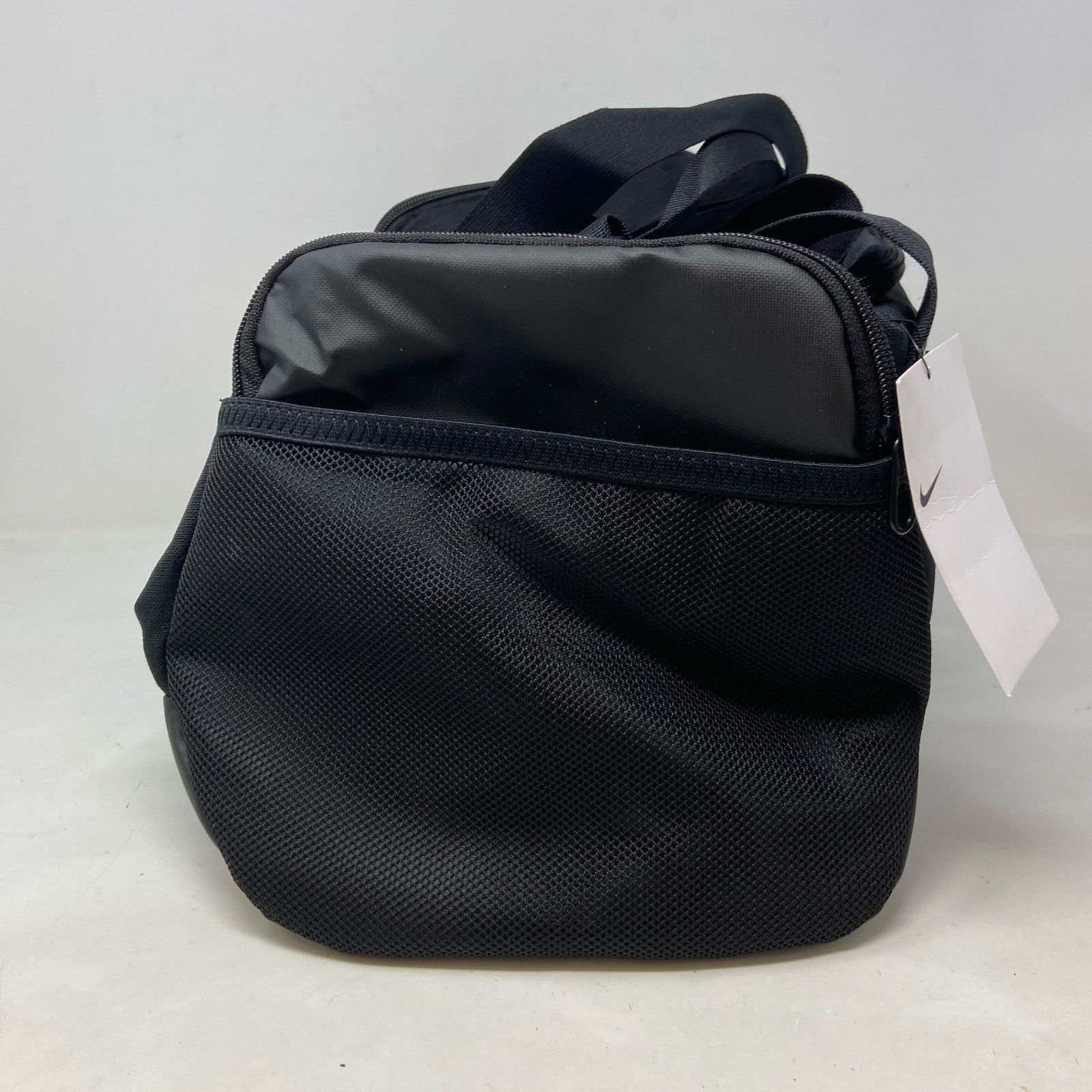 Nike Brasilia 9.5 XS 25L Duffel Bag Black/Black/White DM3977-010