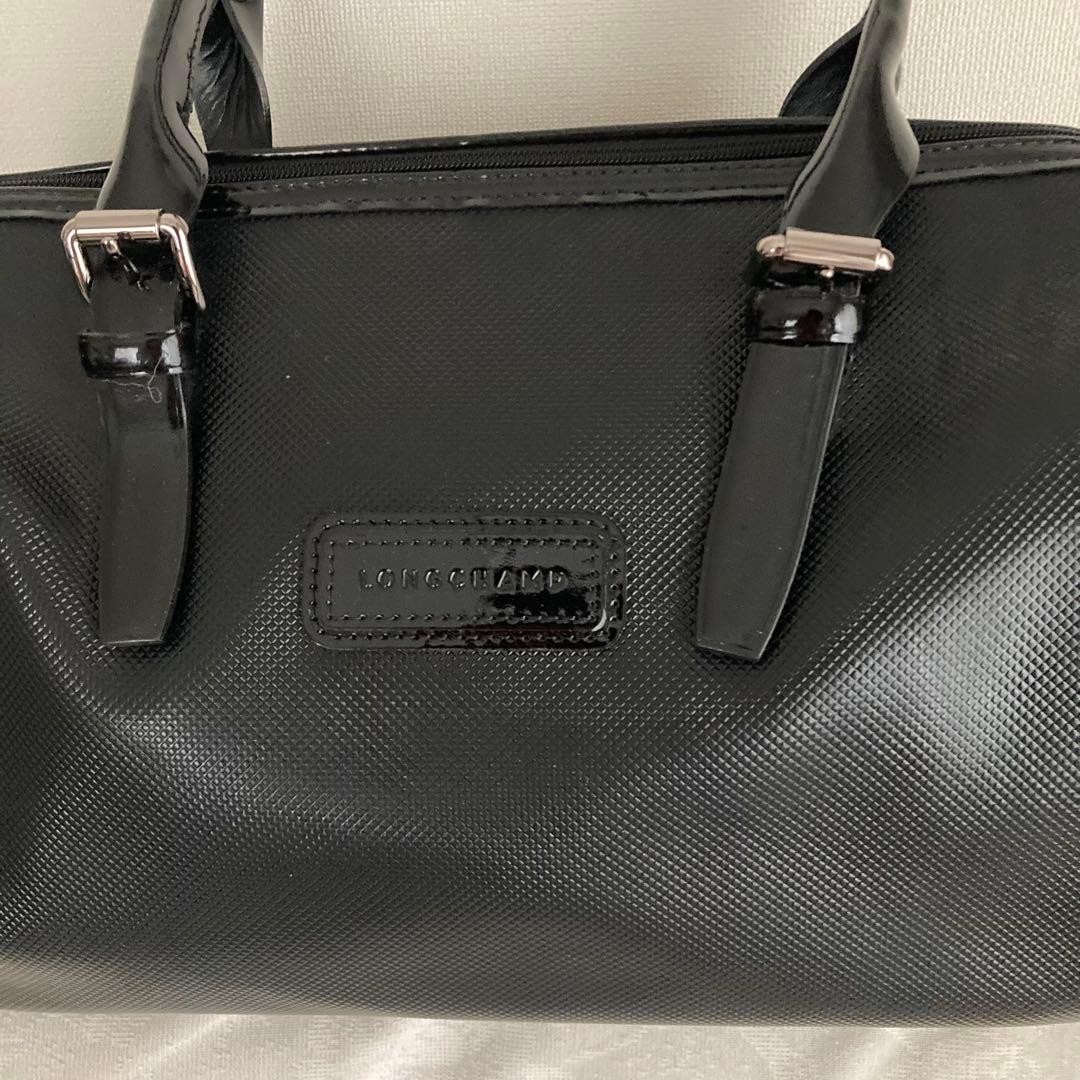 LONGCHAMP Black Patent Leather Boston Style Commuter Handbag Zip Top